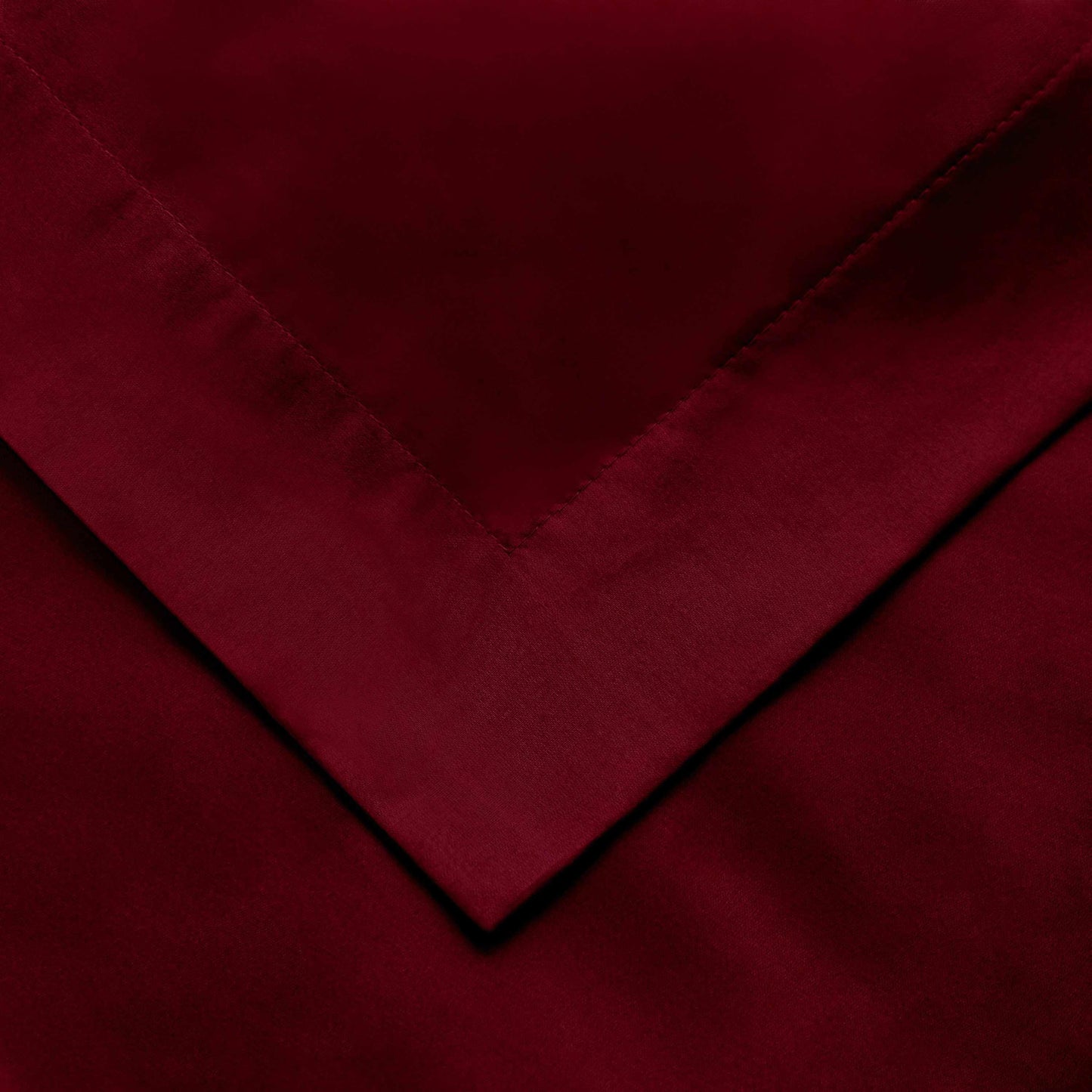 Superior Egyptian Cotton Solid All-Season Duvet Cover Set with Button Closure - Burgundy