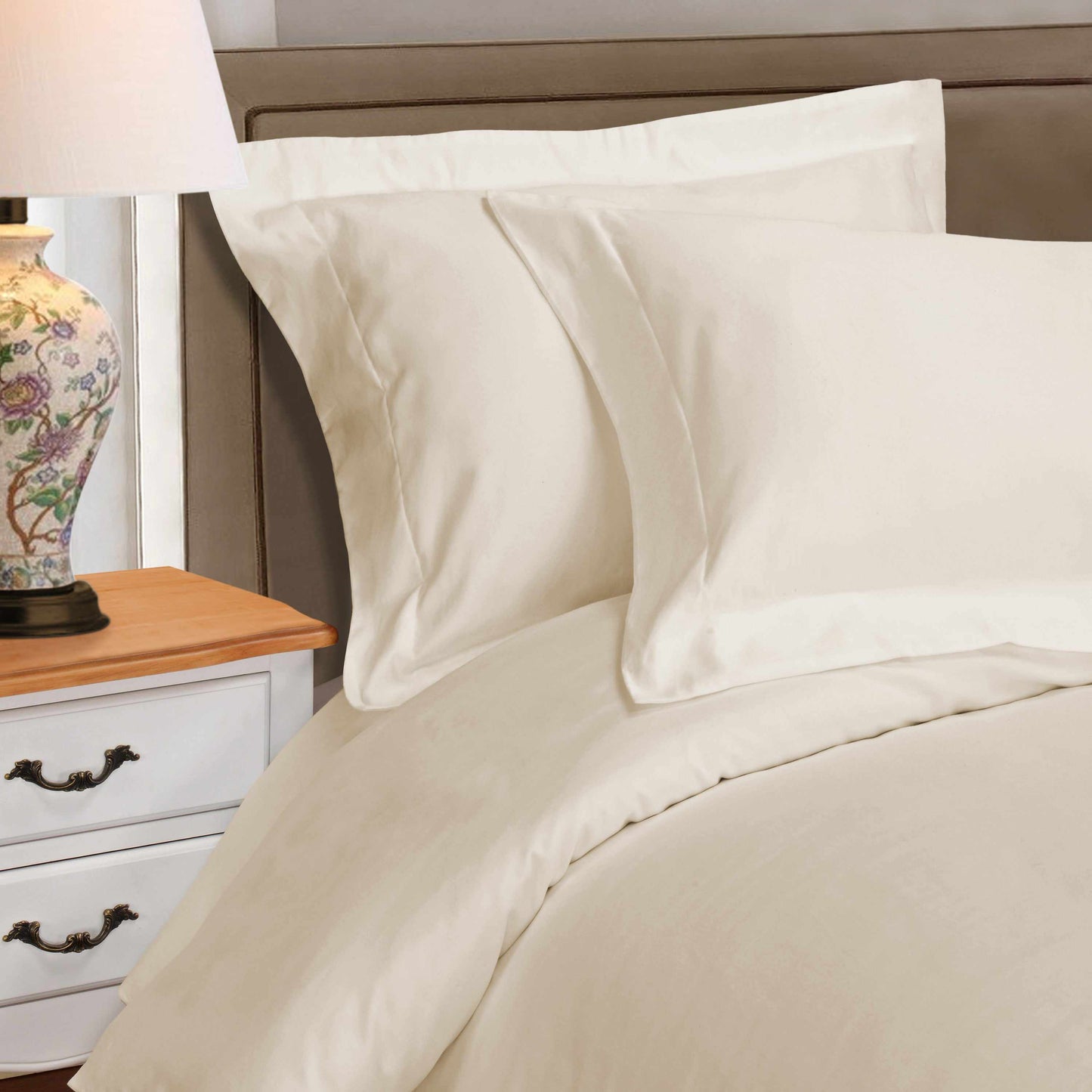 Superior Egyptian Cotton Solid All-Season Duvet Cover Set with Button Closure - Ivory