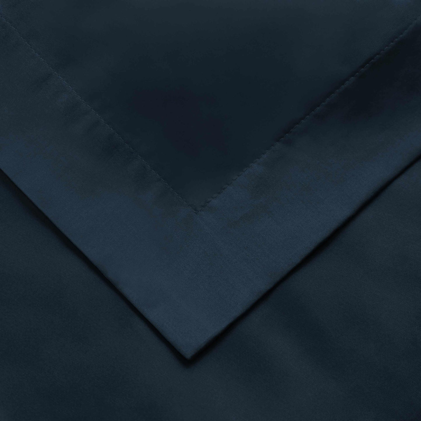 Superior Egyptian Cotton Solid All-Season Duvet Cover Set with Button Closure - Navy Blue