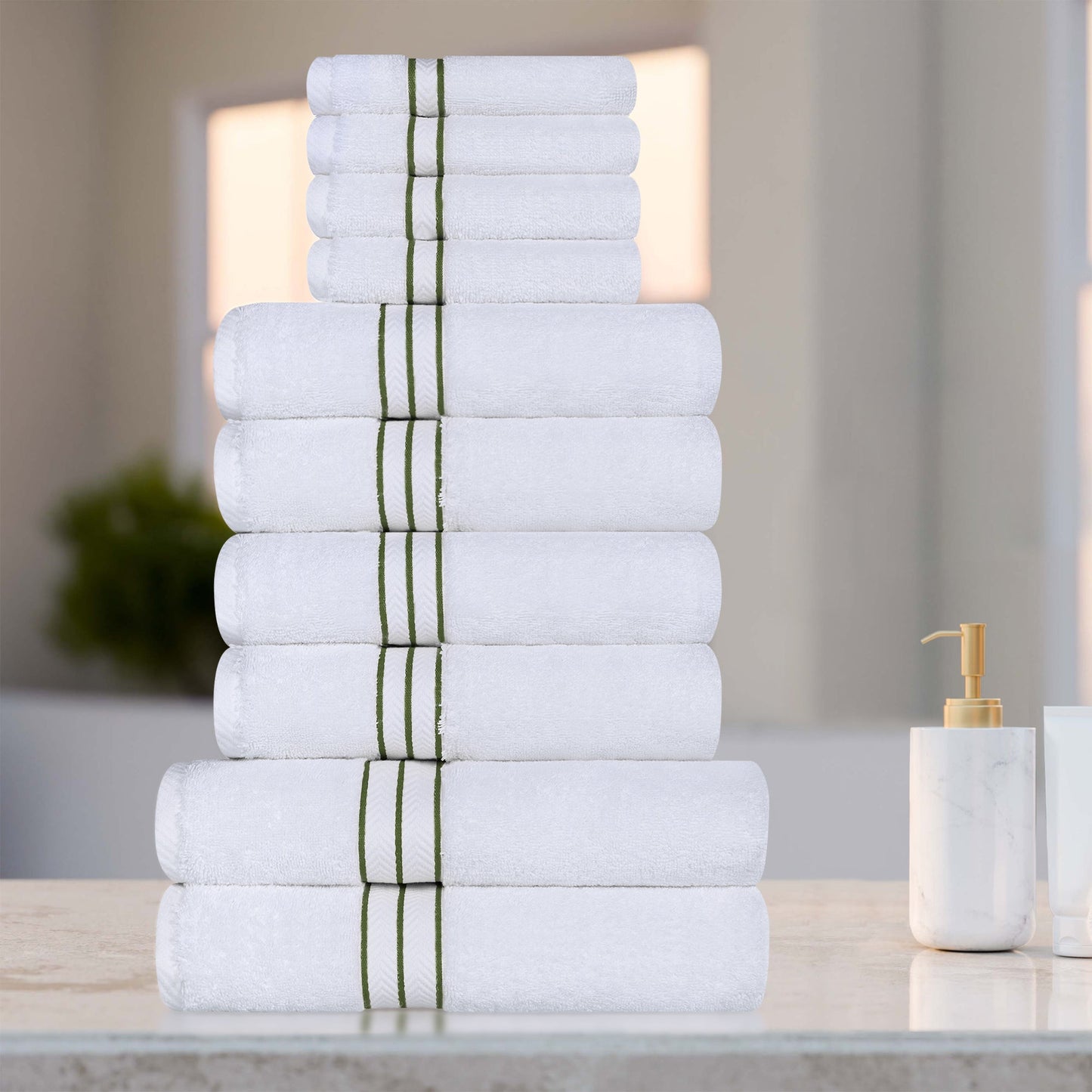 Ultra-Plush Turkish Cotton Hotel Collection Super Absorbent Solid Luxury Bathroom Set - Forest Green