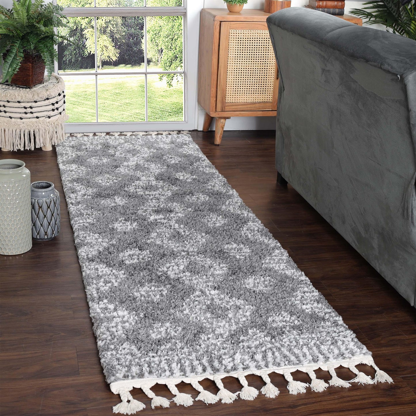 Superior Bohemian Geometric Indoor Plush Shag Area Rug with Tassels - Cream-Black