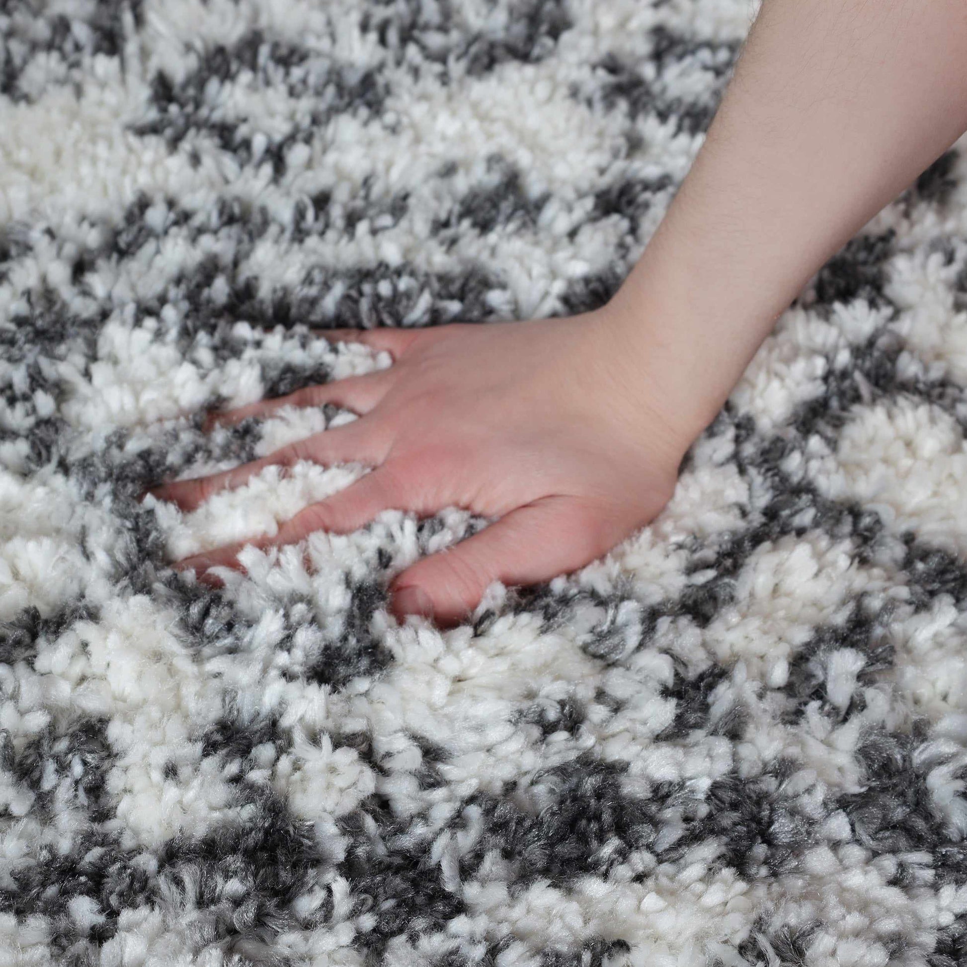 Superior Boho Geometric Indoor Plush Shag Area Rug - Black-Cream