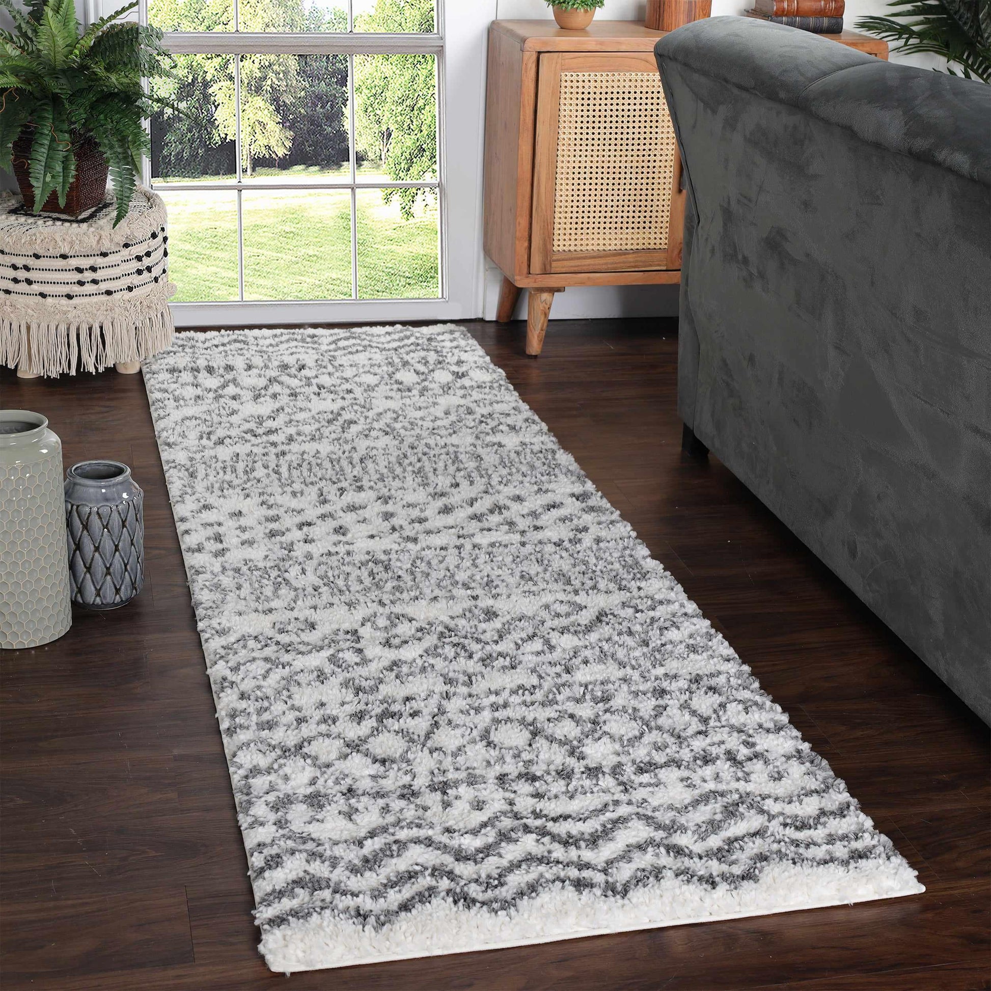 Superior Boho Geometric Indoor Plush Shag Area  Rug - Black-Cream