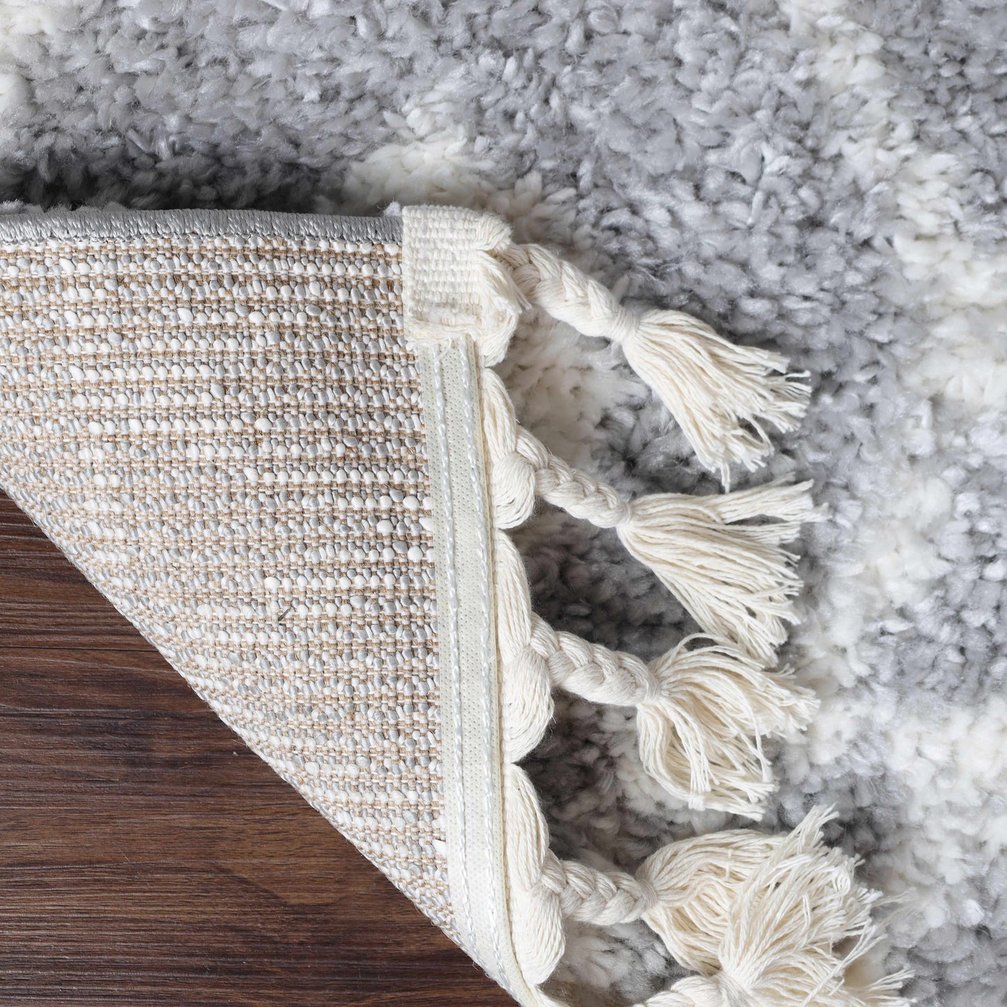 Superior Boho Tribal Geometric Indoor Shag Area Rug with Tassels - Cream-Grey