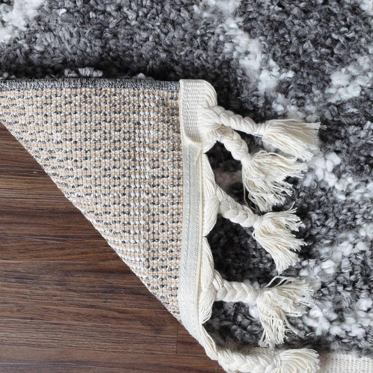 Superior Boho Geometric Diamonds Indoor Plush Shag Area Rug with Tassels - Cream-Black
