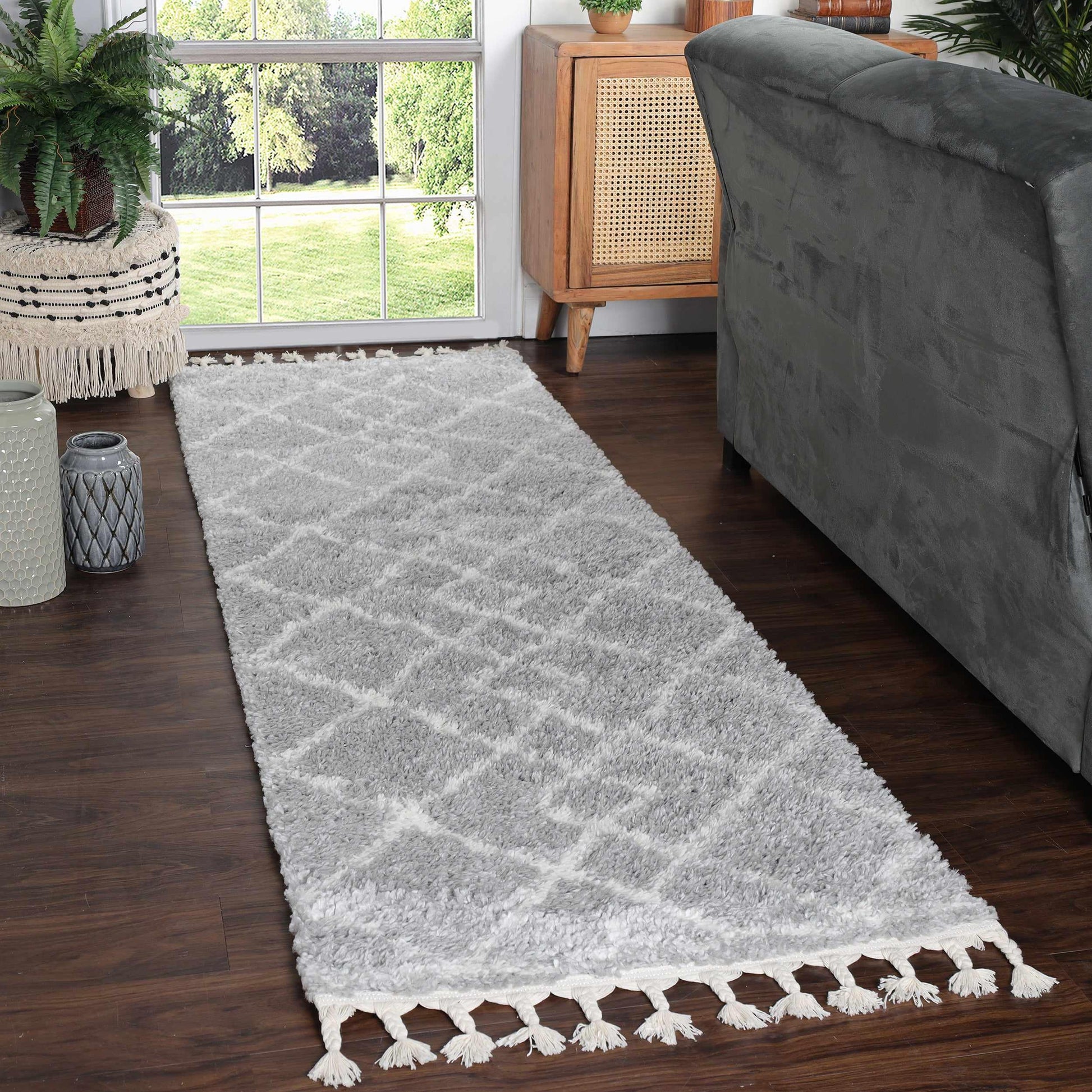 Superior Boho Geometric Diamonds Indoor Plush Shag Area Rug with Tassels - Cream-Grey