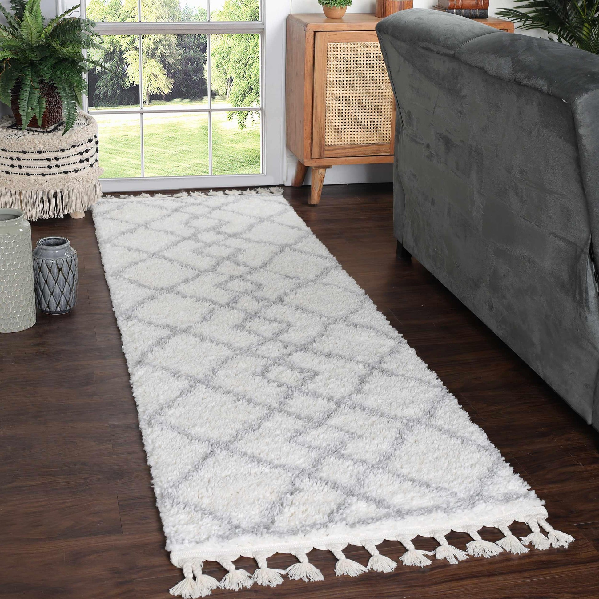 Superior Boho Geometric Diamonds Indoor Plush Shag Area Rug with Tassels - Grey-Cream