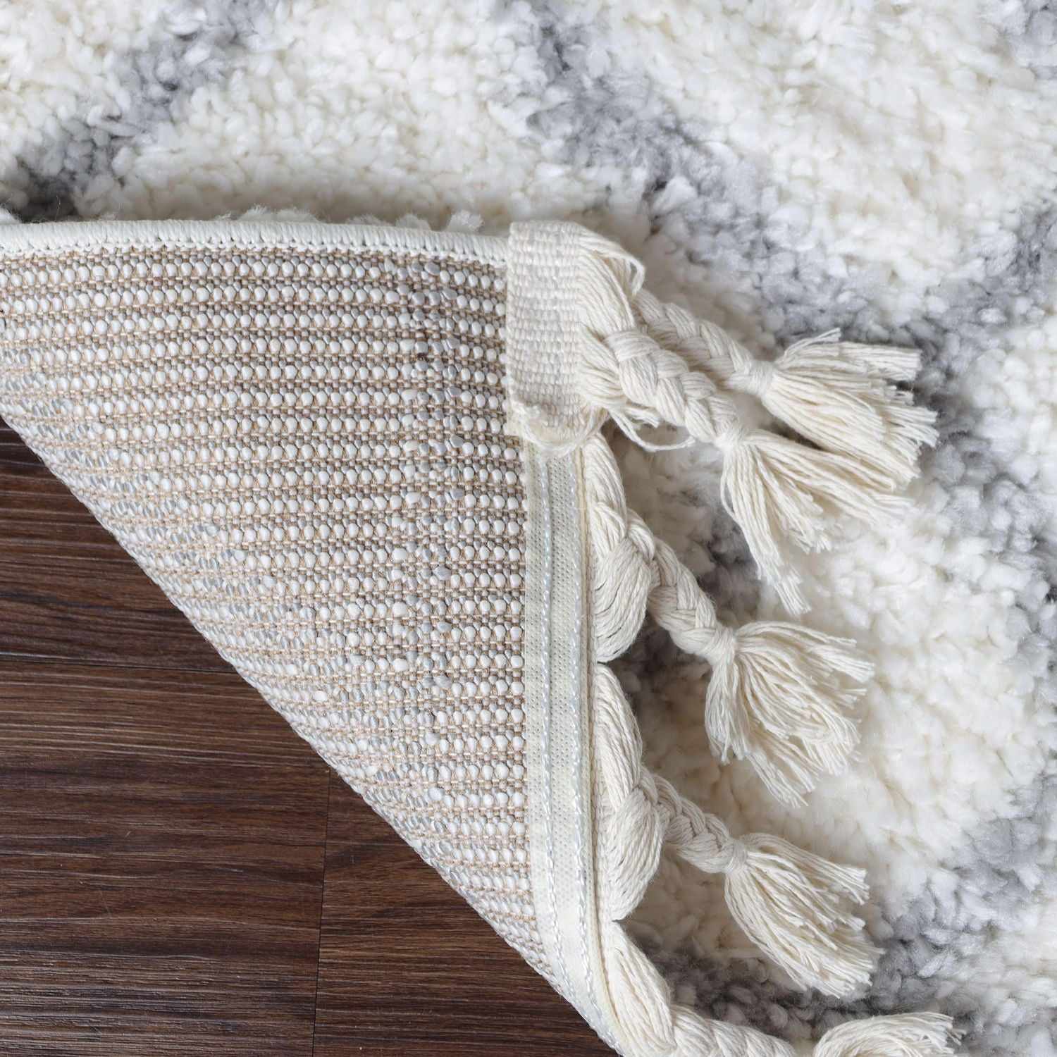 Superior Boho Geometric Diamonds Indoor Plush Shag Area Rug with Tassels - Grey-Cream