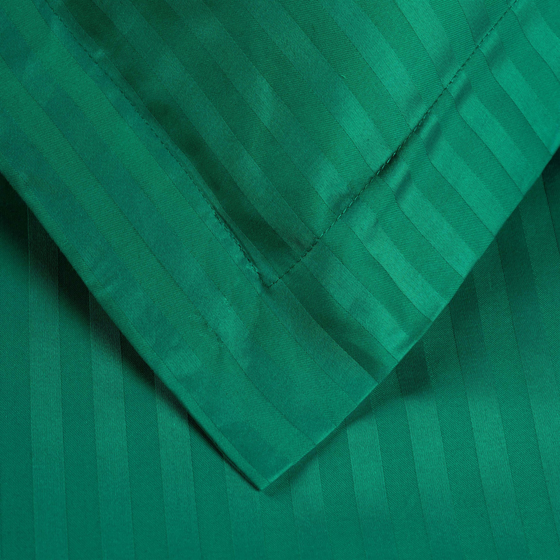 Superior Egyptian Cotton 300 Thread Count Duvet Cover Set - Hunter Green