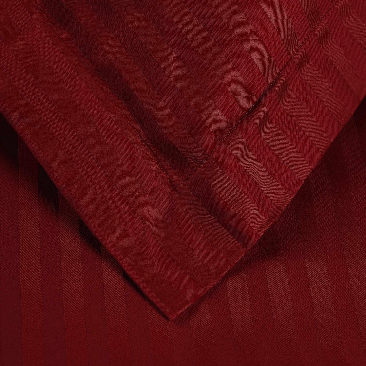 Superior 400 Thread Count Lightweight Stripe Egyptian Cotton Duvet Cover Set - Burgundy