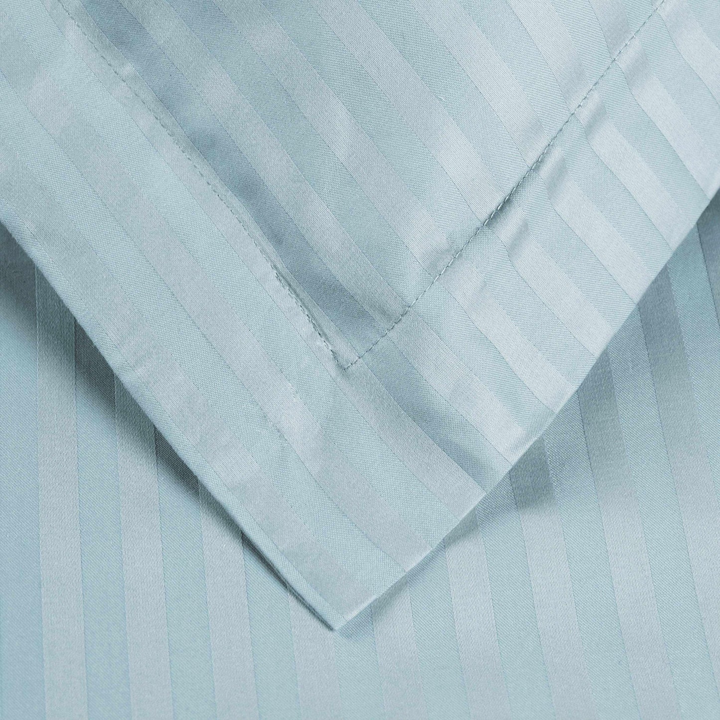 Superior 400 Thread Count Lightweight Stripe Egyptian Cotton Duvet Cover Set - Light Blue