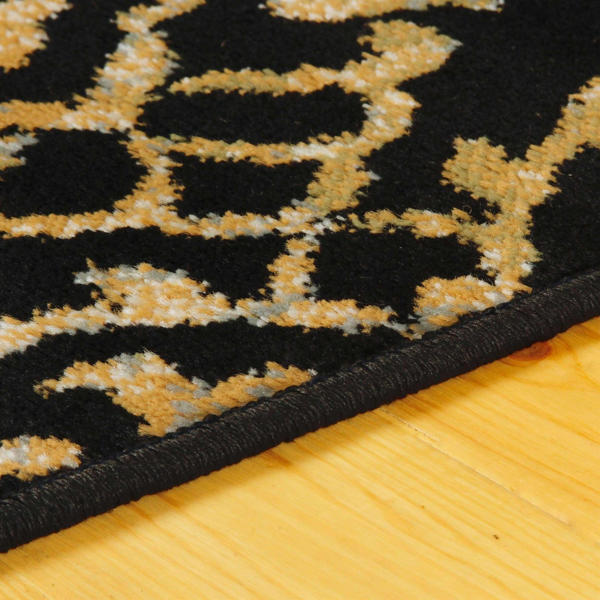 Superior Corbin Contemporary Damask Area Rug - Black