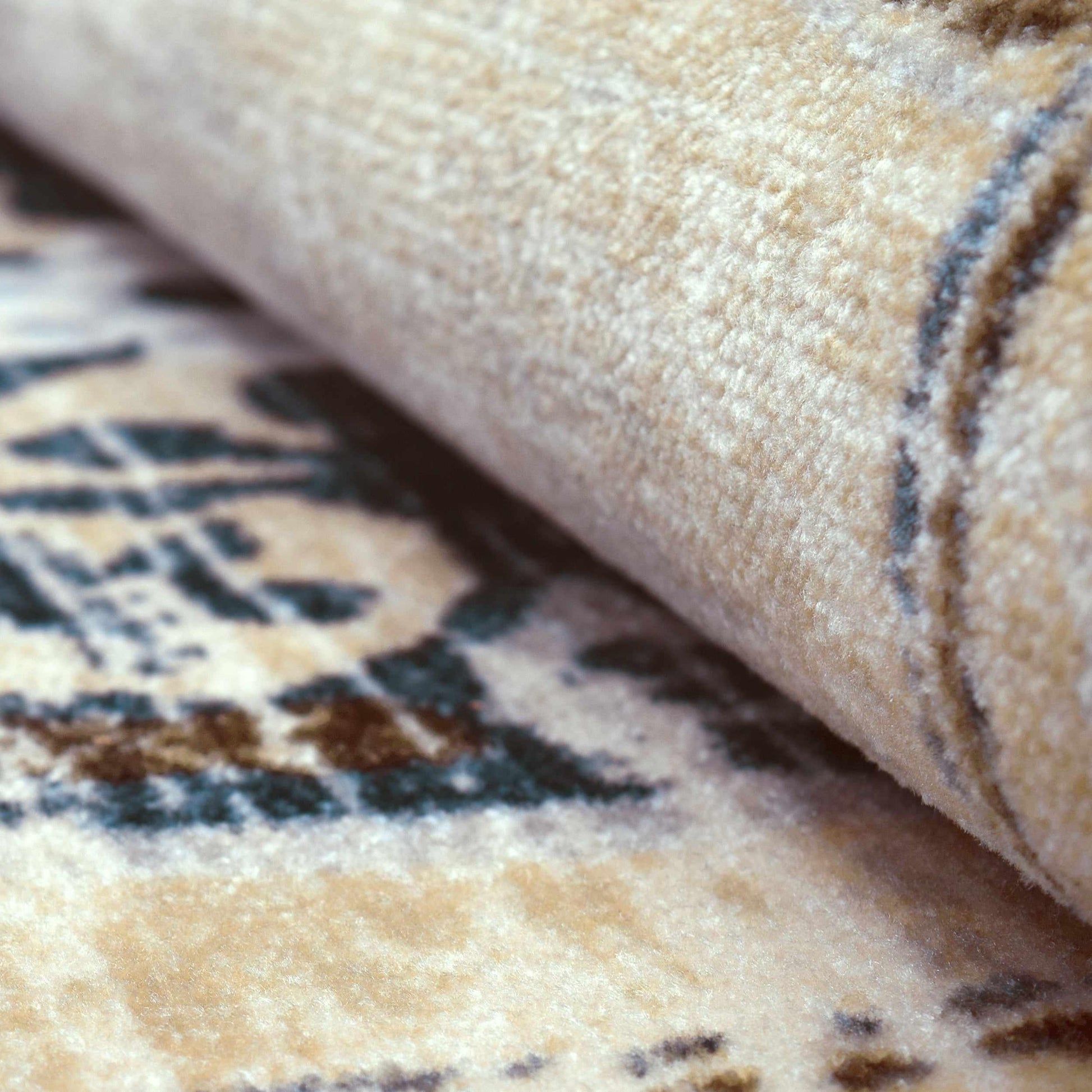 Superior Shiloh Non-Slip Distressed Medallion Indoor Washable Area Rug - Gray cream