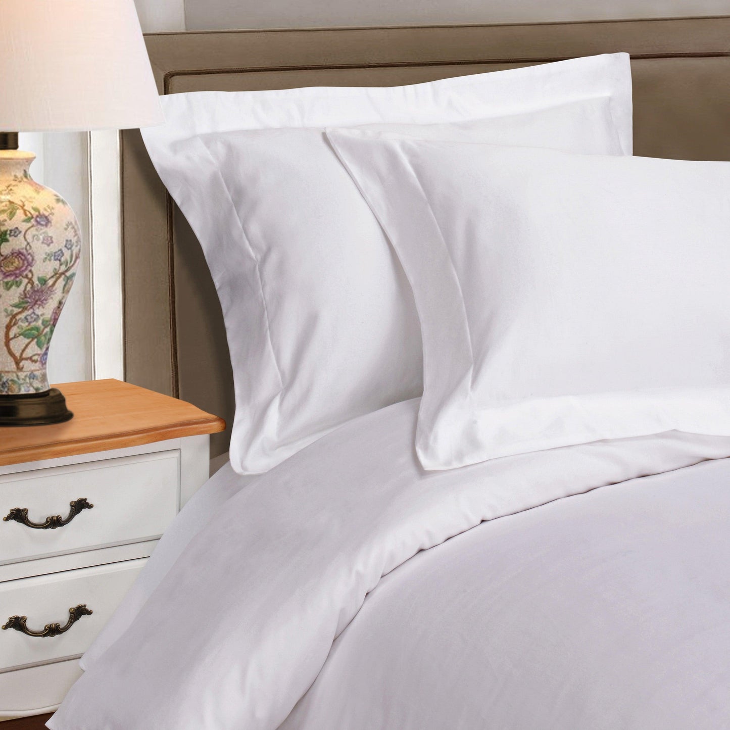 Superior Premium Egyptian Cotton 530 Thread Count Solid Duvet Cover Set - white