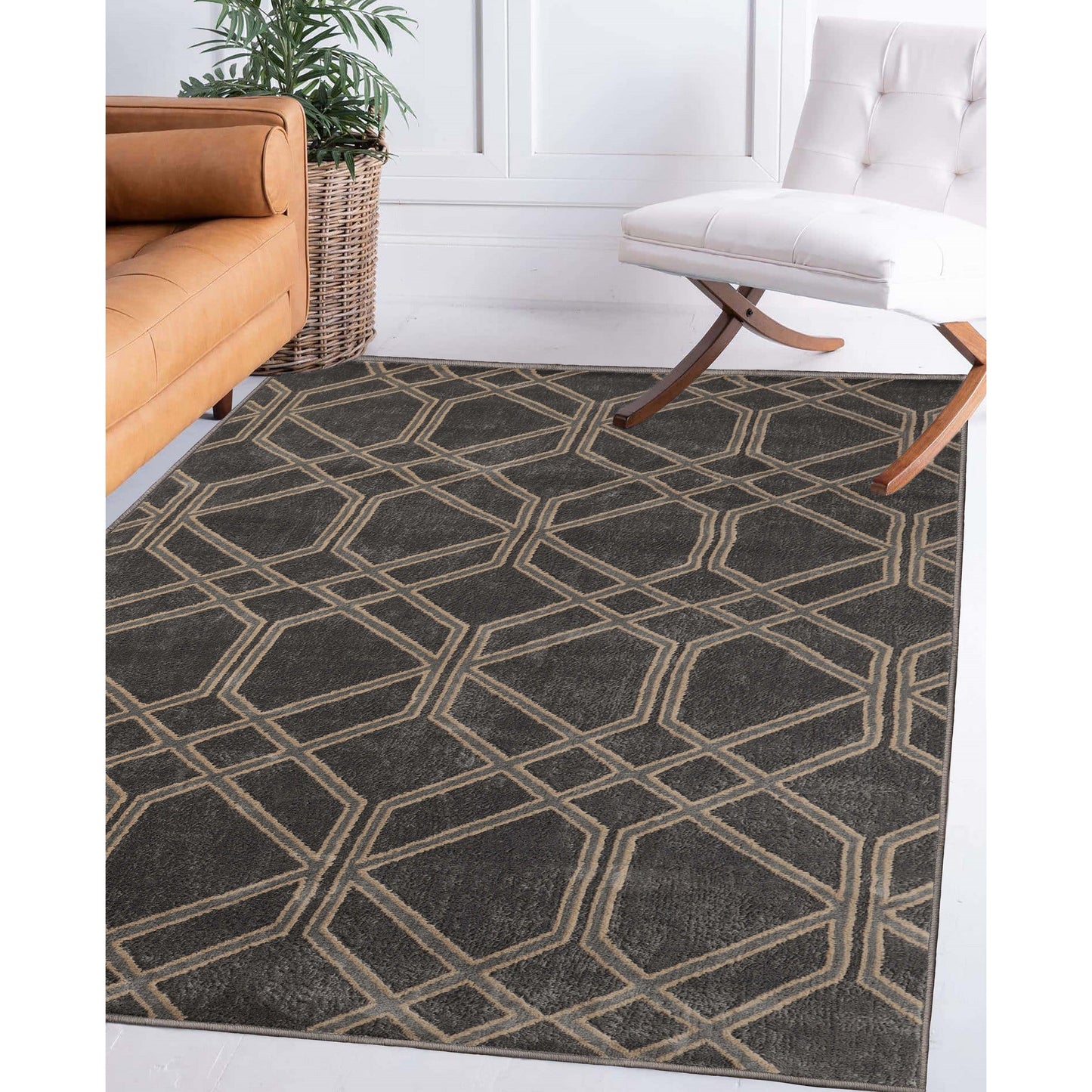 Superior Abner Modern Geometric Diamond Indoor Area Rug or Runner - Black
