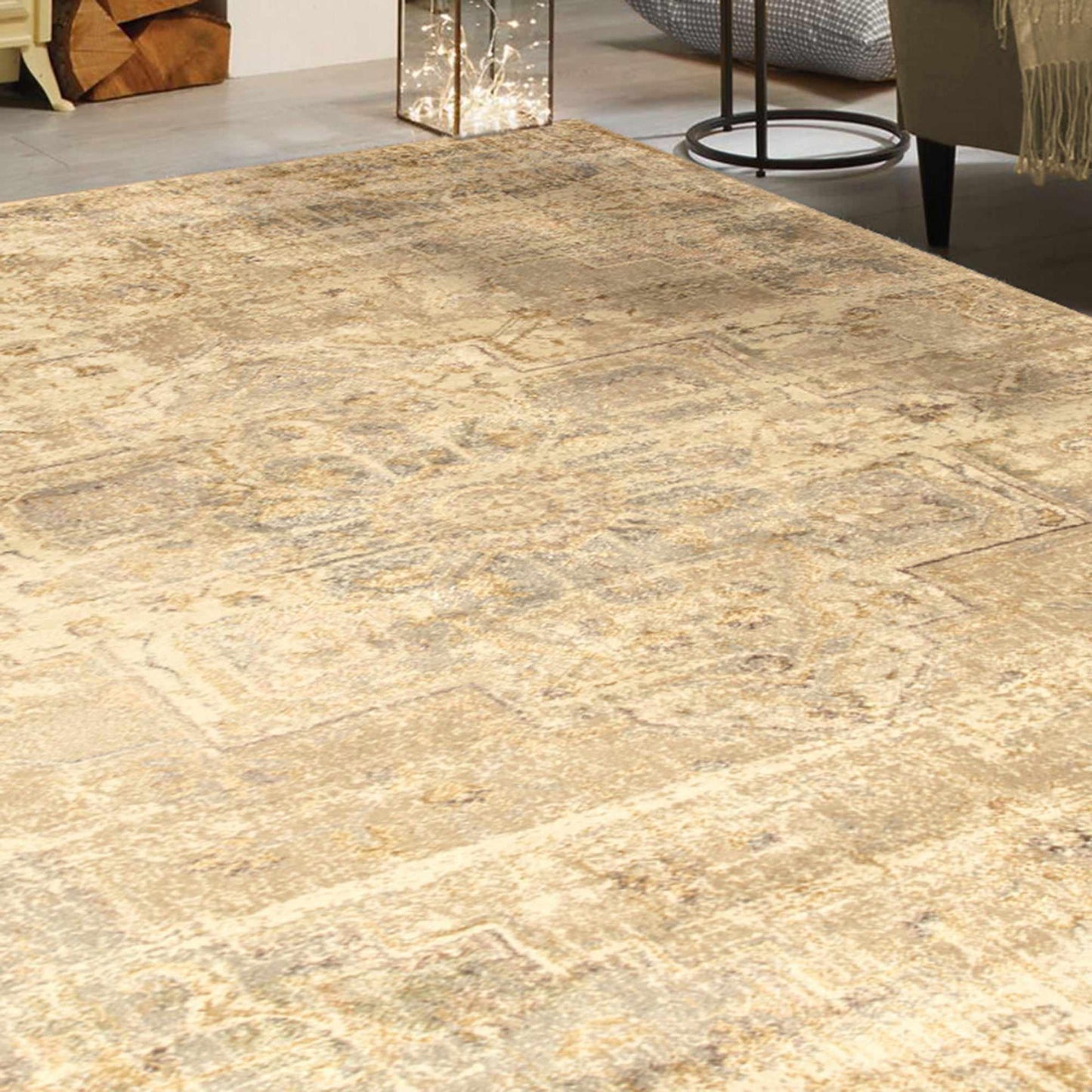 Superior Duard Heavily Distressed Geometric Medallion Area Rug