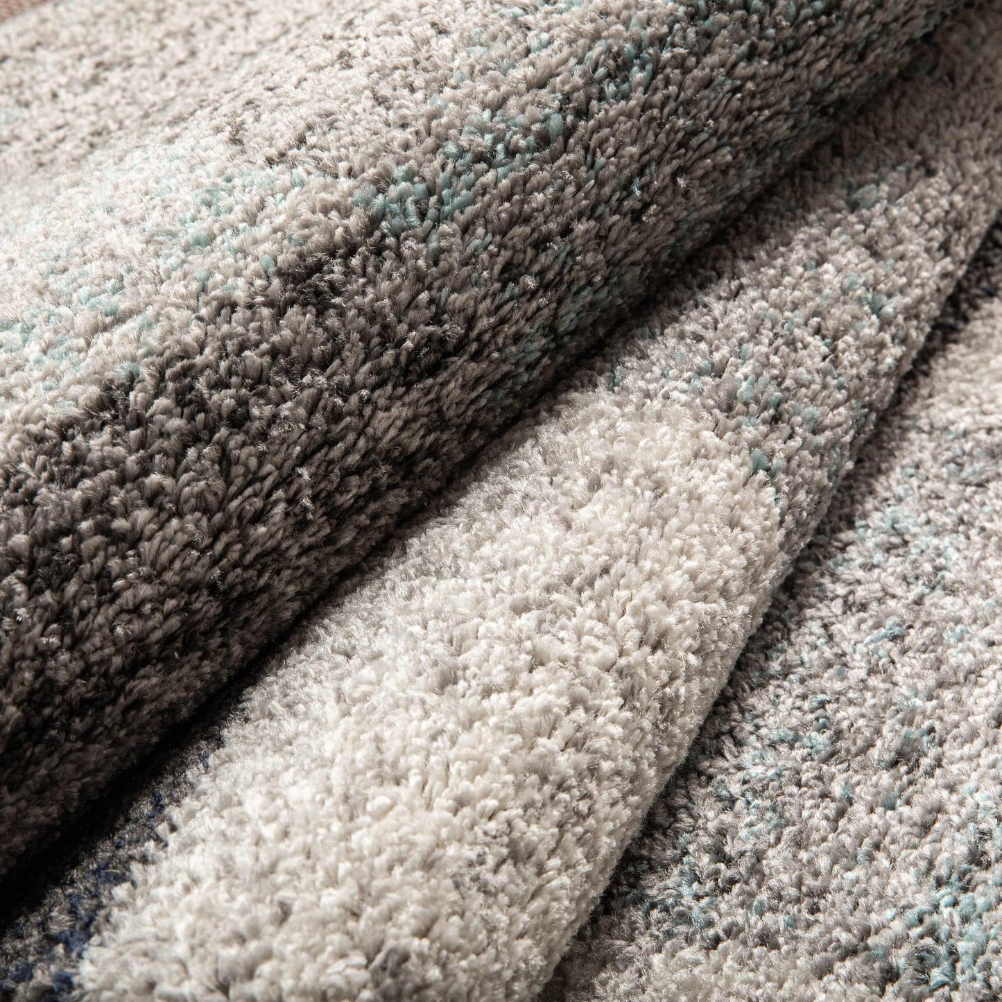 Superior Saina Transitional Abstract Diamonds Indoor Area Rug