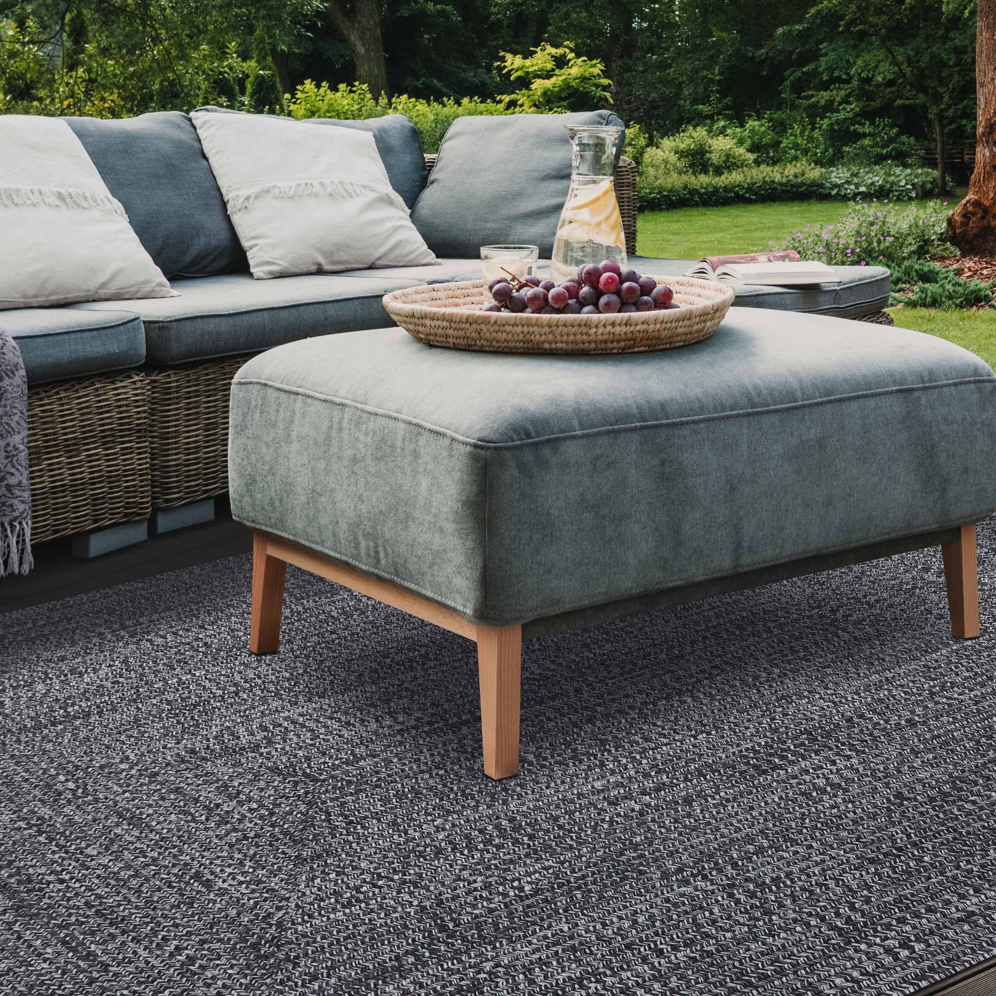 Multi Toned Braided Area Rug Bohemian Indoor Outdoor Rugs - Charcoal-White