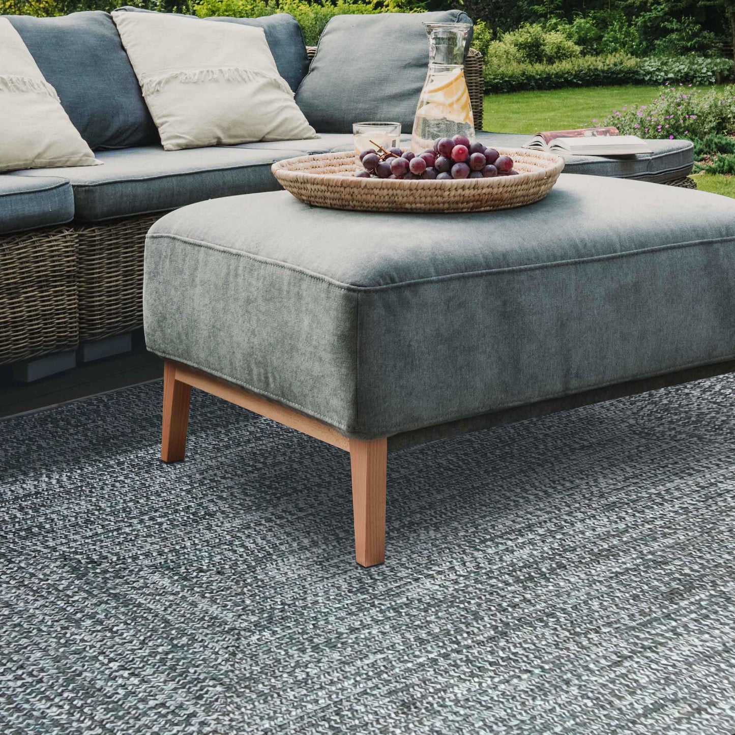 Multi Toned Braided Area Rug Bohemian Indoor Outdoor Rugs - LagoonBreeze-White