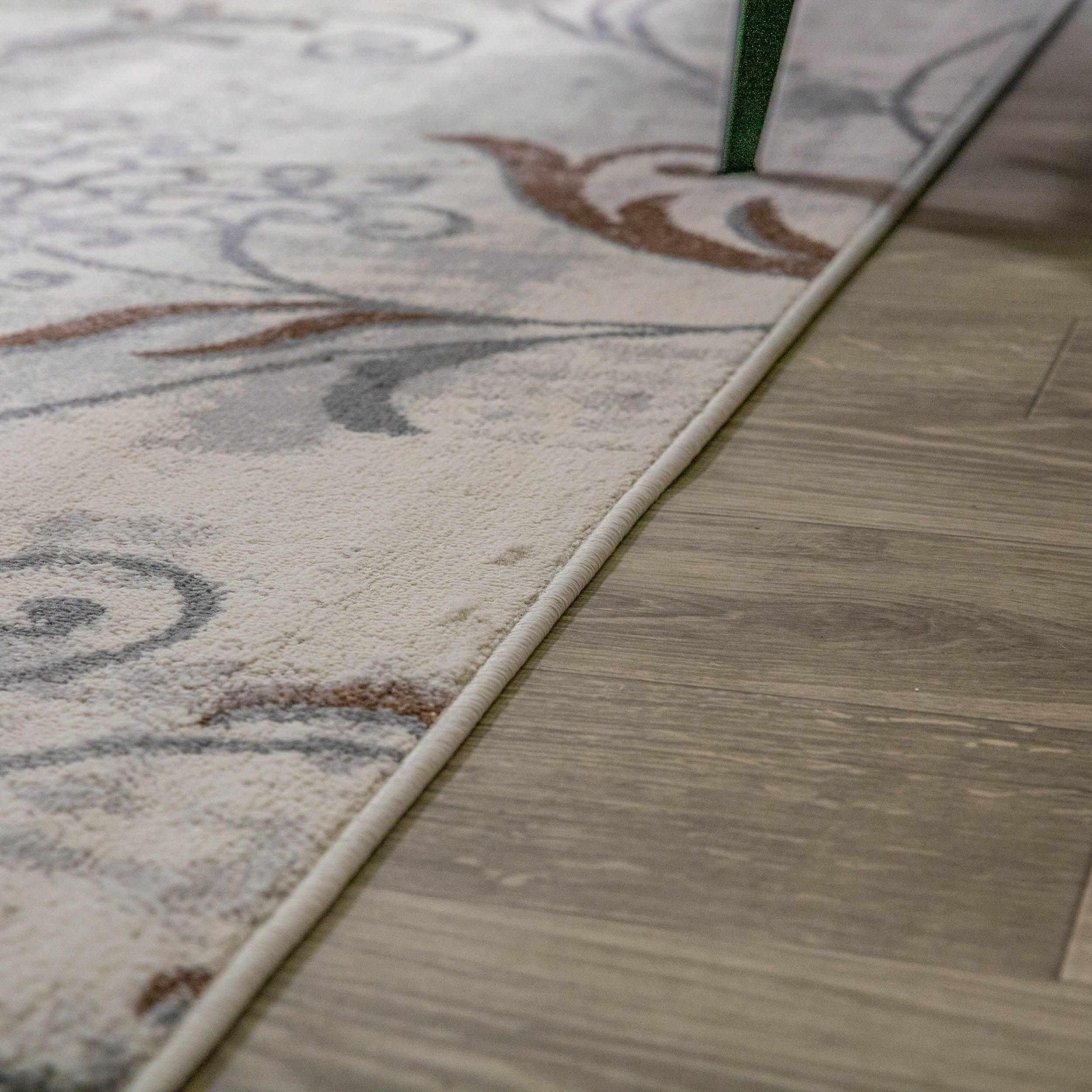 Superior Adsila Iridescent Floral Modern Area Rug or Runner - Hazelnut