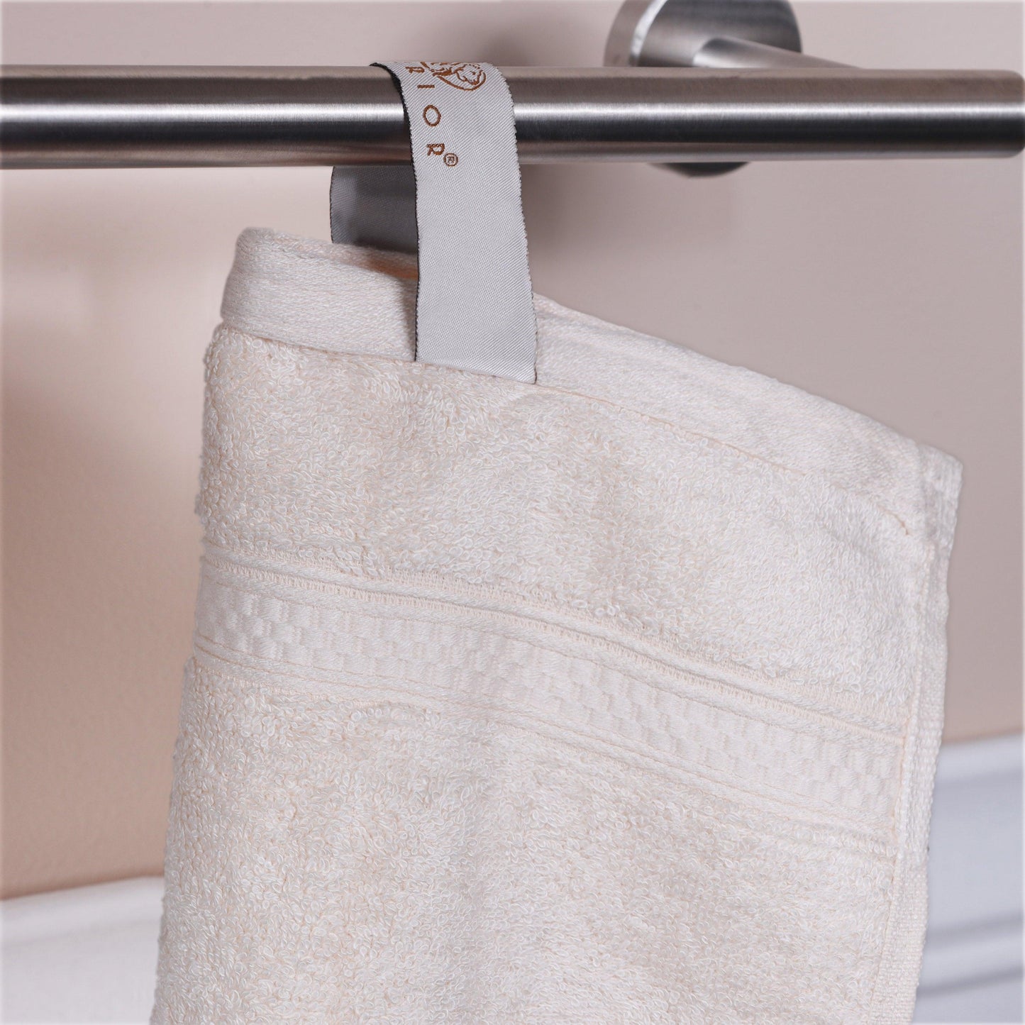Rayon from Bamboo Ultra-Plush Heavyweight Assorted 6-Piece Towel Set - Ivory
