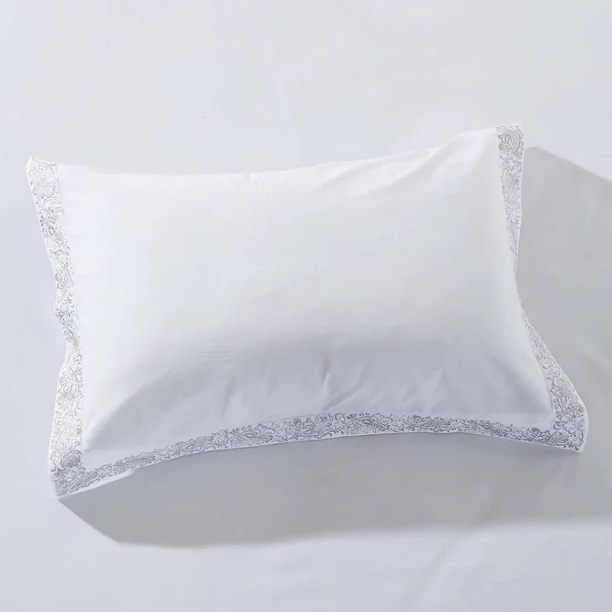 Moon Lawn Embroidered Cotton Duvet Cover Set - White