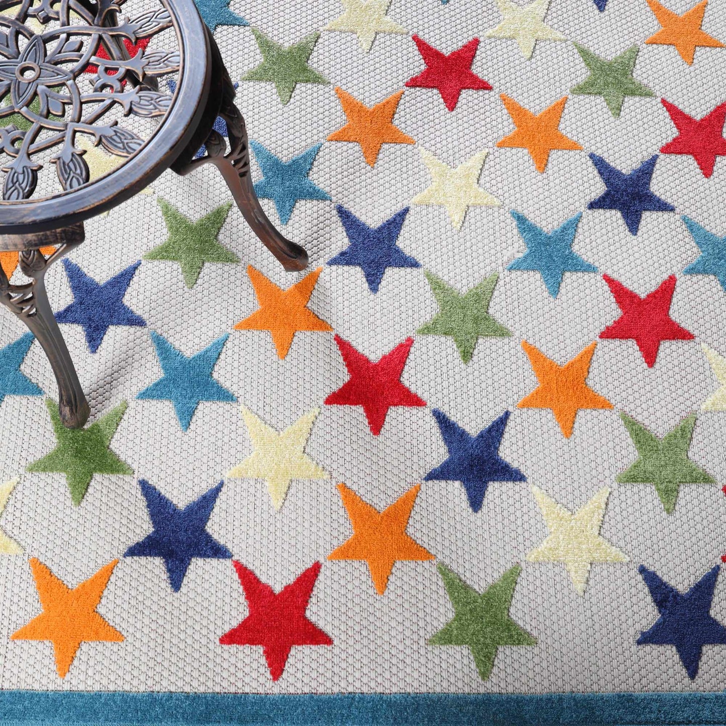 Superior Juniper Modern Stars Novelty Indoor/Outdoor Area Rug - Cream