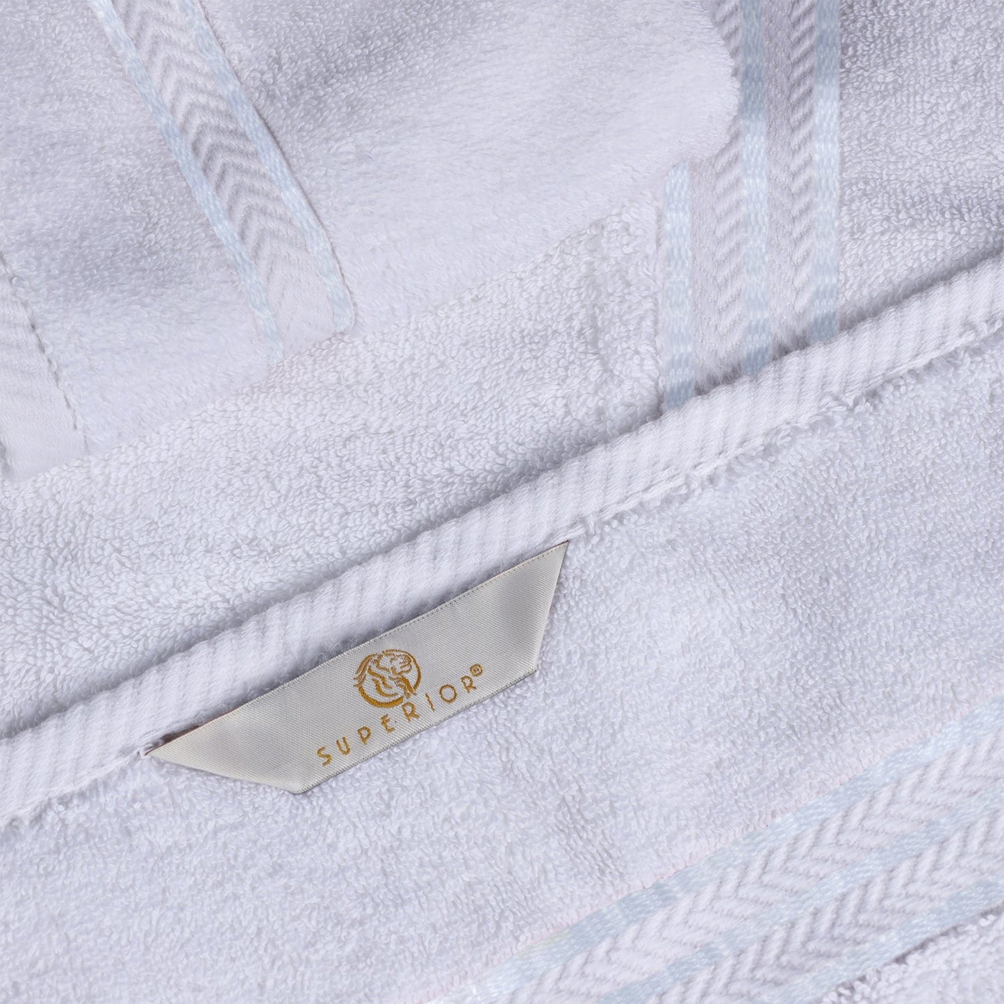 Ultra-Plush Turkish Cotton Hotel Collection Super Absorbent Solid Luxury Bathroom Set - White