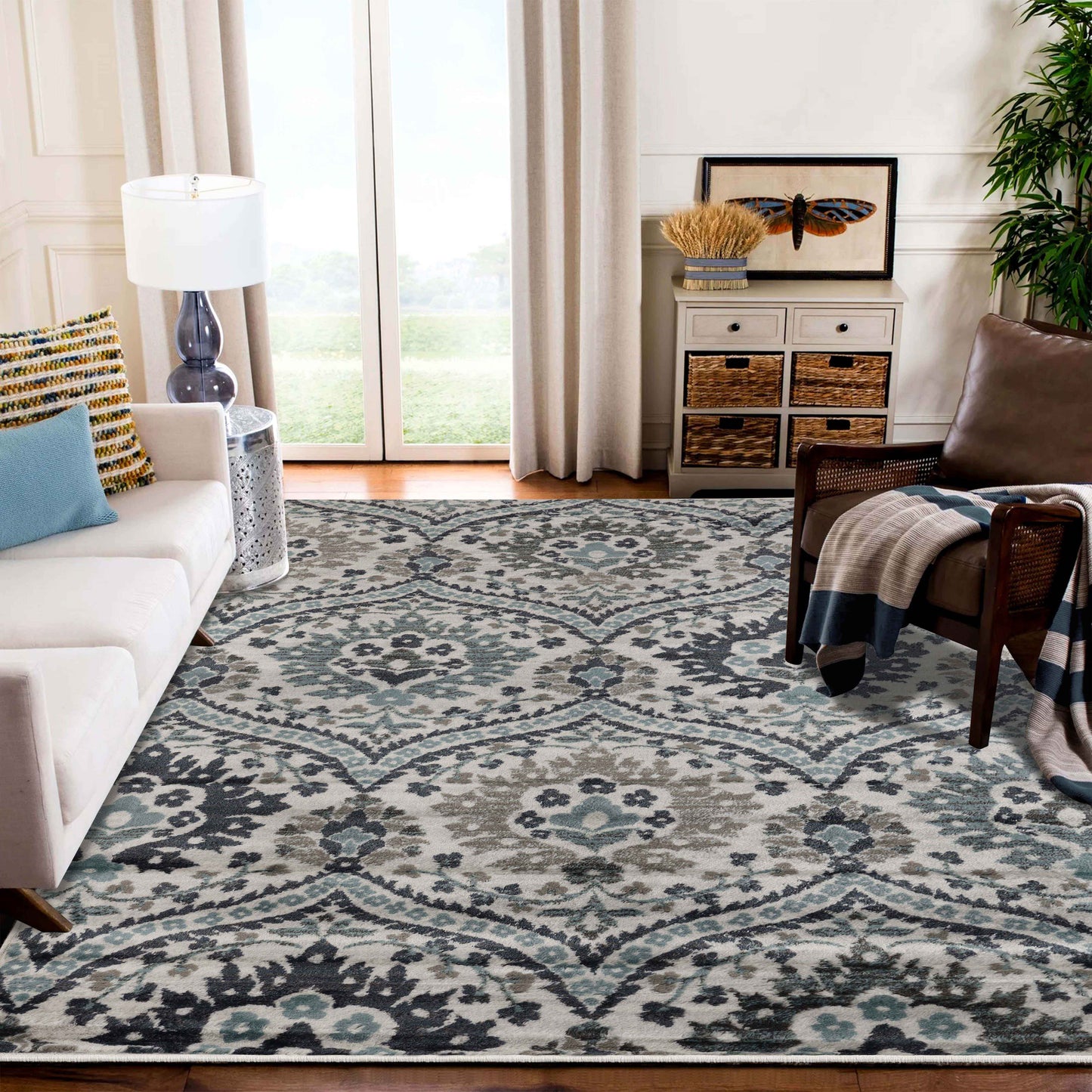 Augusta Oriental Vintage Floral Damask Indoor Area Rug or Runner Rug - DeepRoyal