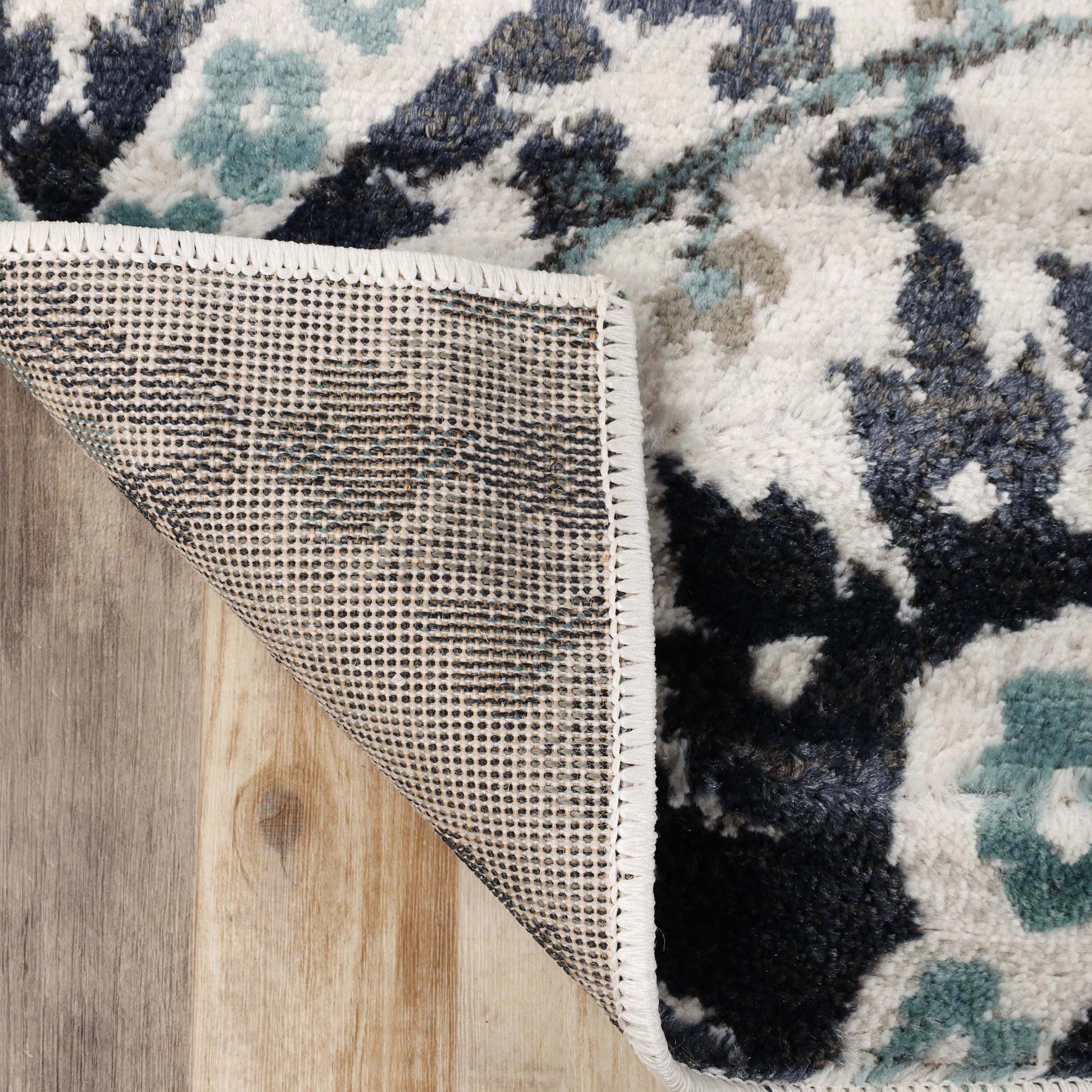 Augusta Oriental Vintage Floral Damask Indoor Area Rug or Runner Rug - DeepRoyal