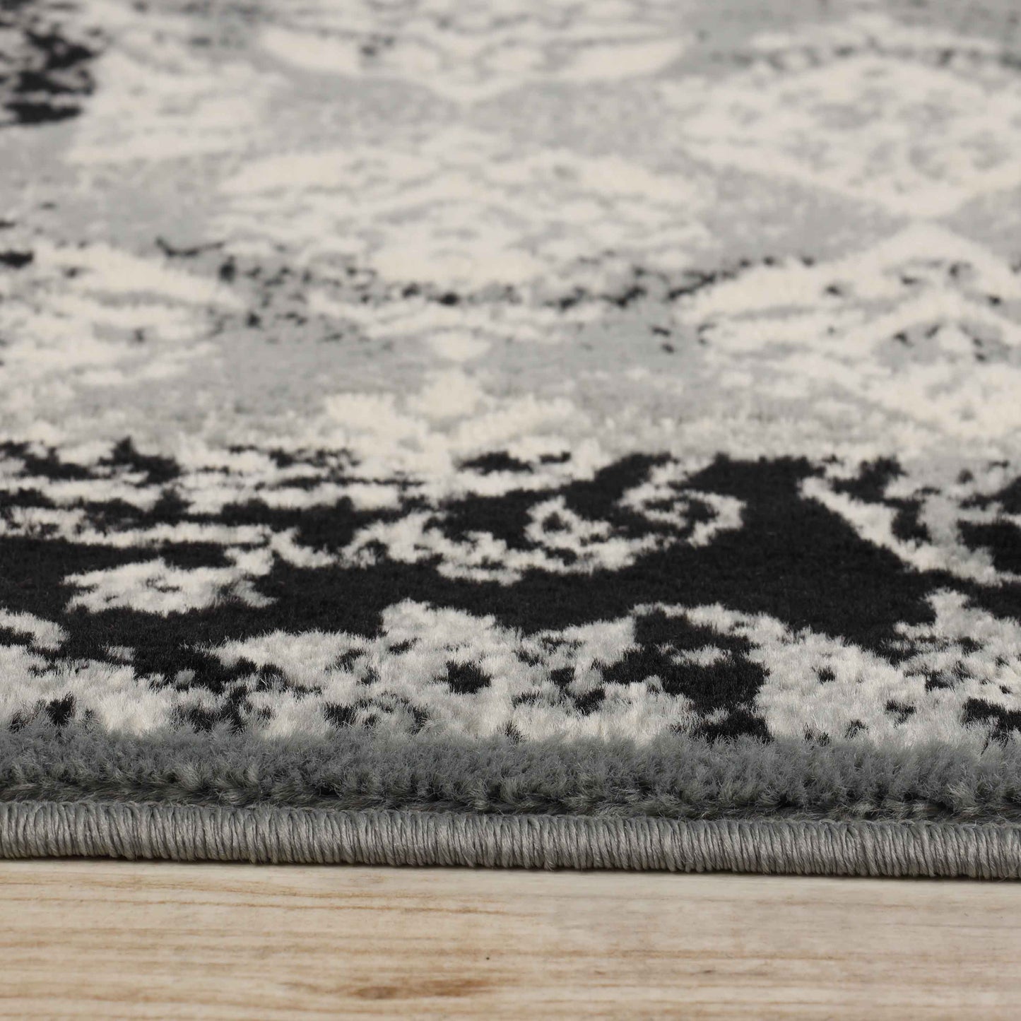 Mystique Distressed Damask Contemporary Area Rug - Black