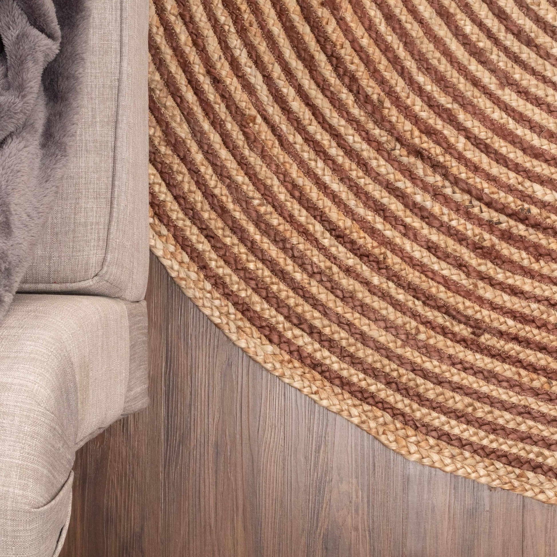 Superior Braided Round Jute Indoor Area Rug - Coffee