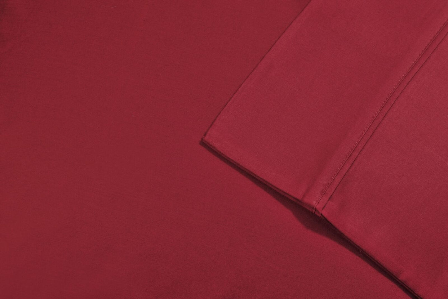 Superior Egyptian Cotton 700 Thread Count 2 Piece Pillowcase Set - Burgundy