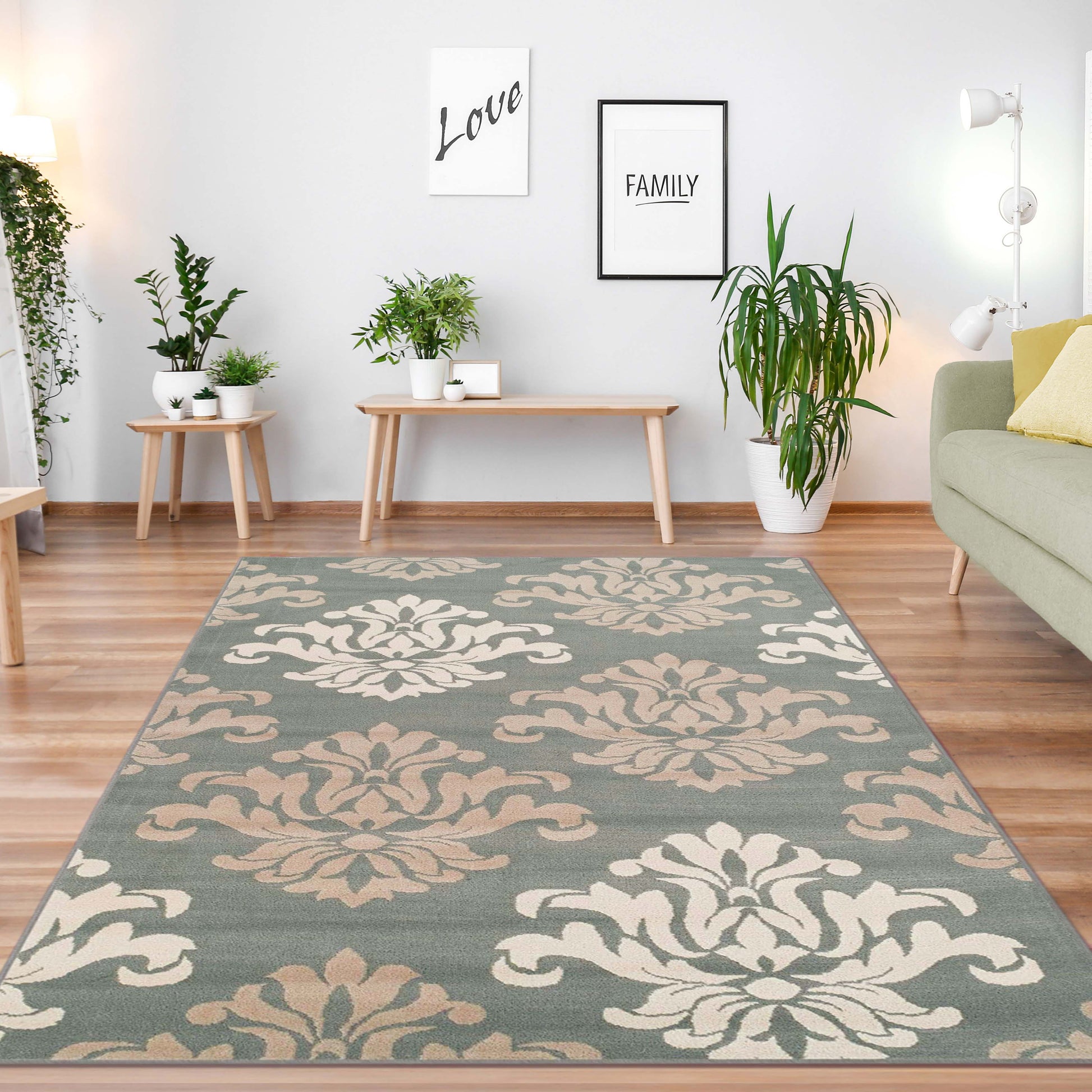 Superior Casper Damask Floral Area Rug - Blue