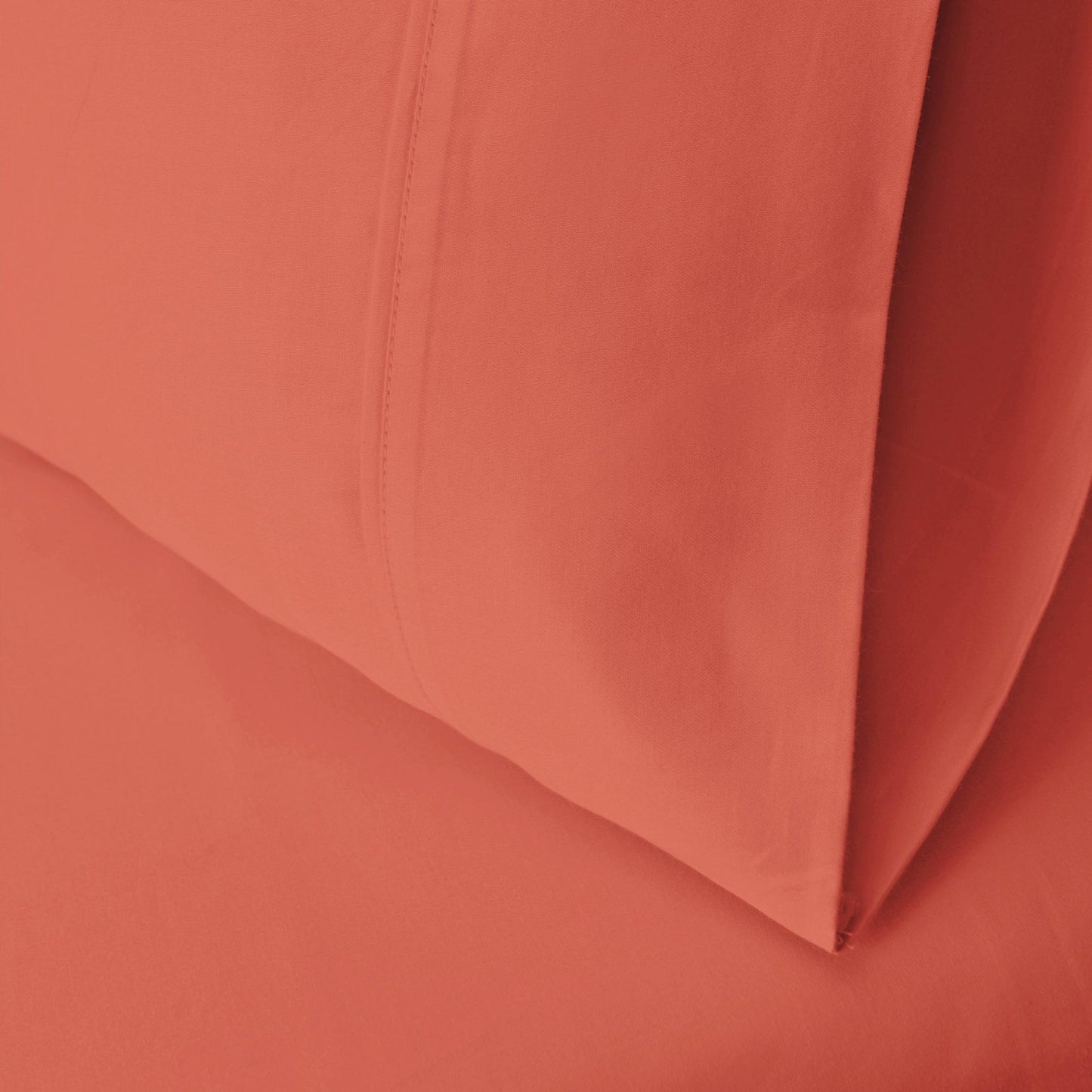 Superior Egyptian Cotton 700 Thread Count 2 Piece Pillowcase Set - Coral
