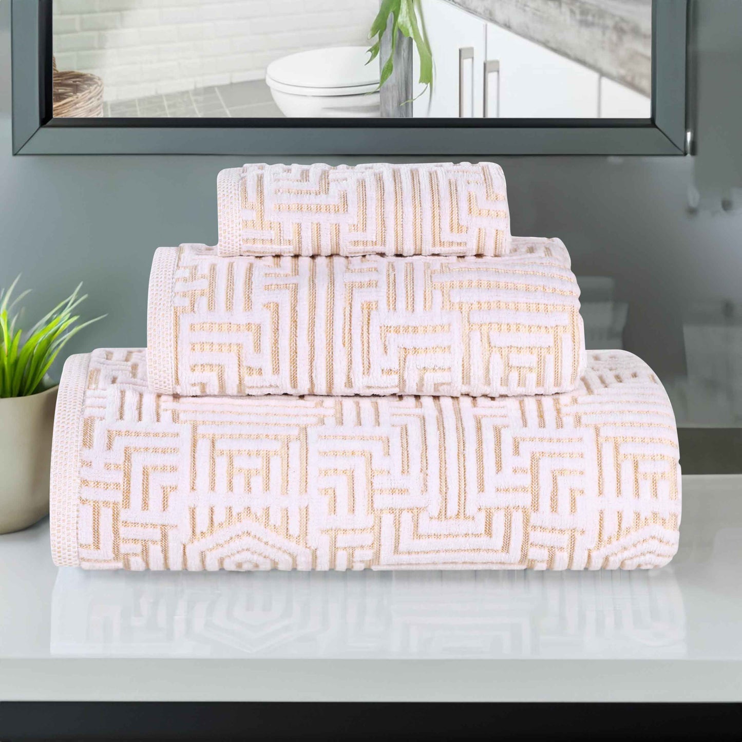 Cotton Modern Geometric Jacquard Plush Absorbent 3-Piece Towel Set - Gold