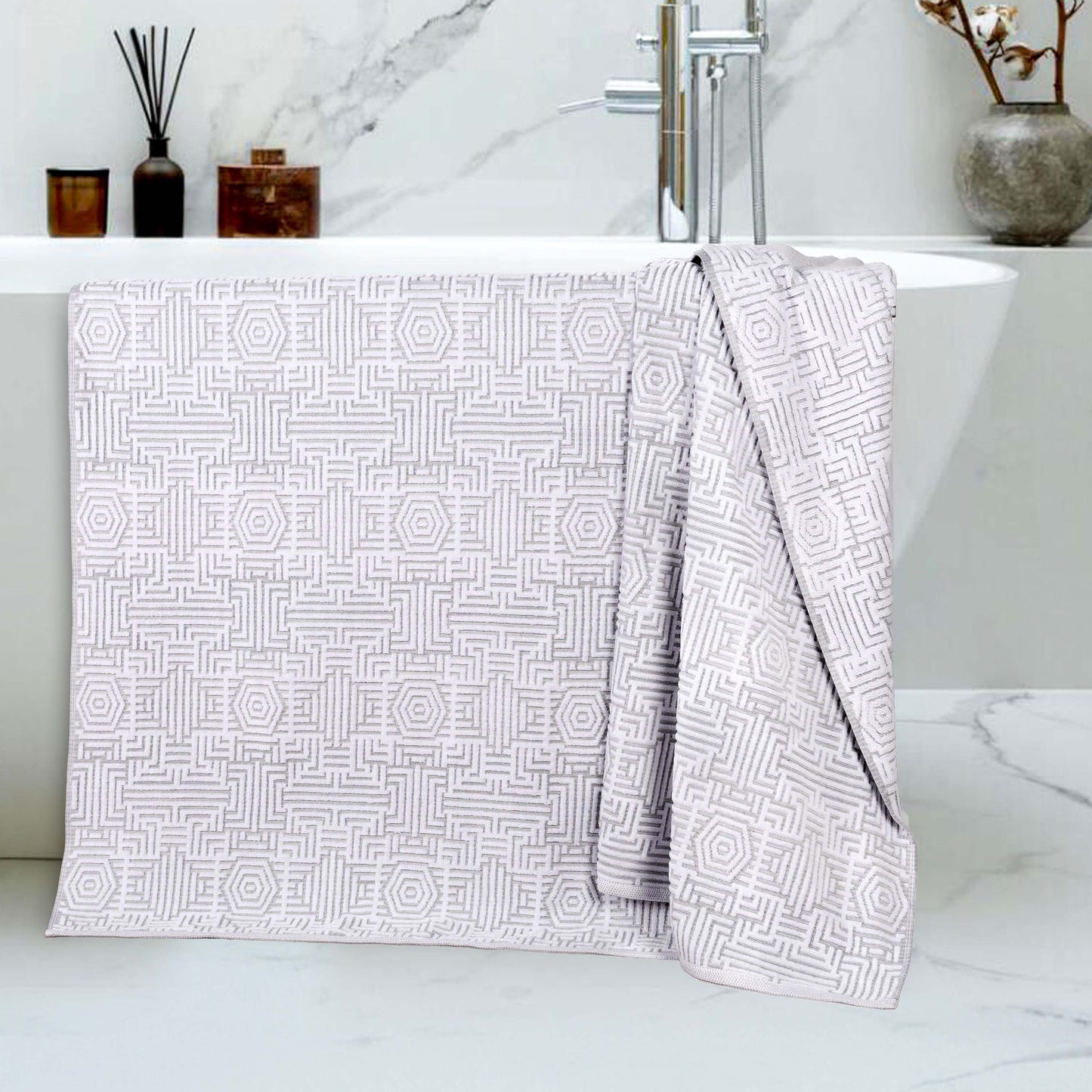 Cotton Modern Geometric Jacquard Plush Bath Sheet Set of 2 - Platinum