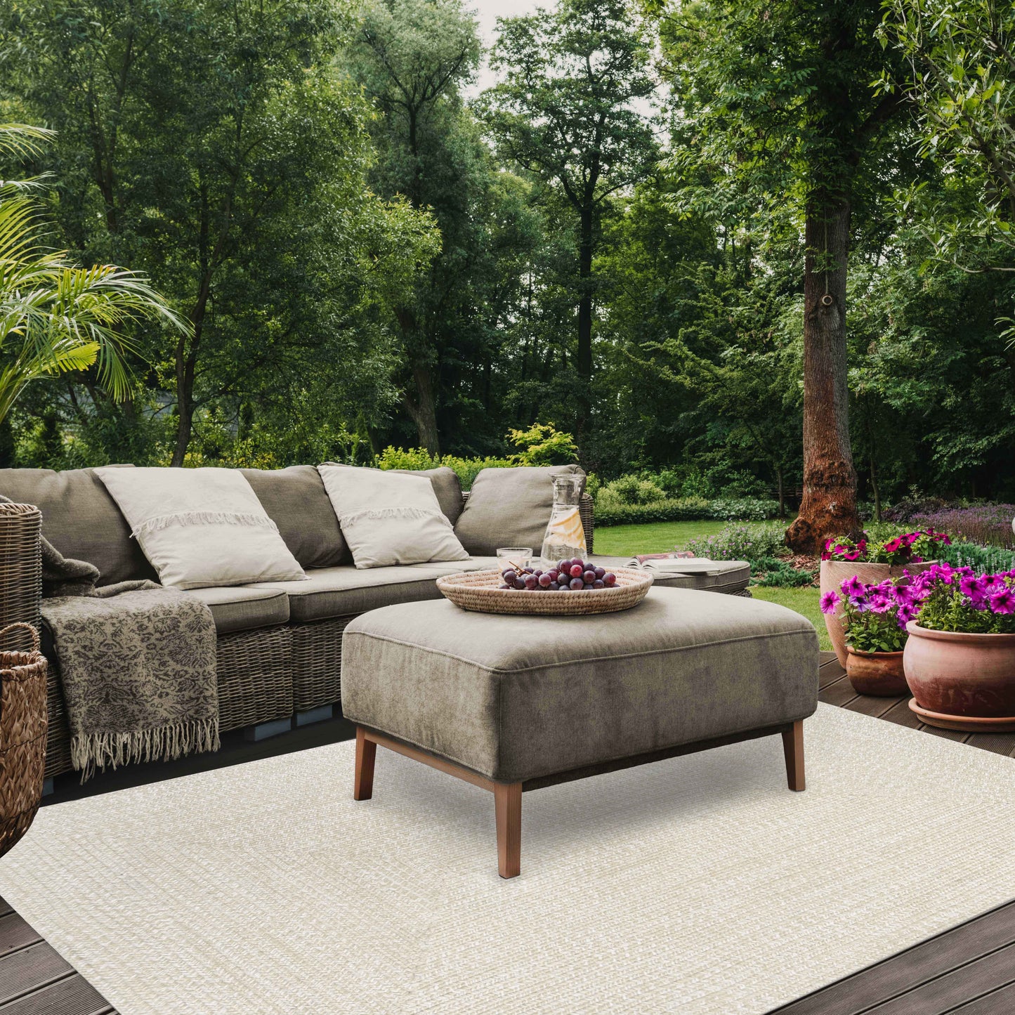 Multi Toned Braided Area Rug Bohemian Indoor Outdoor Rugs - Cream-White