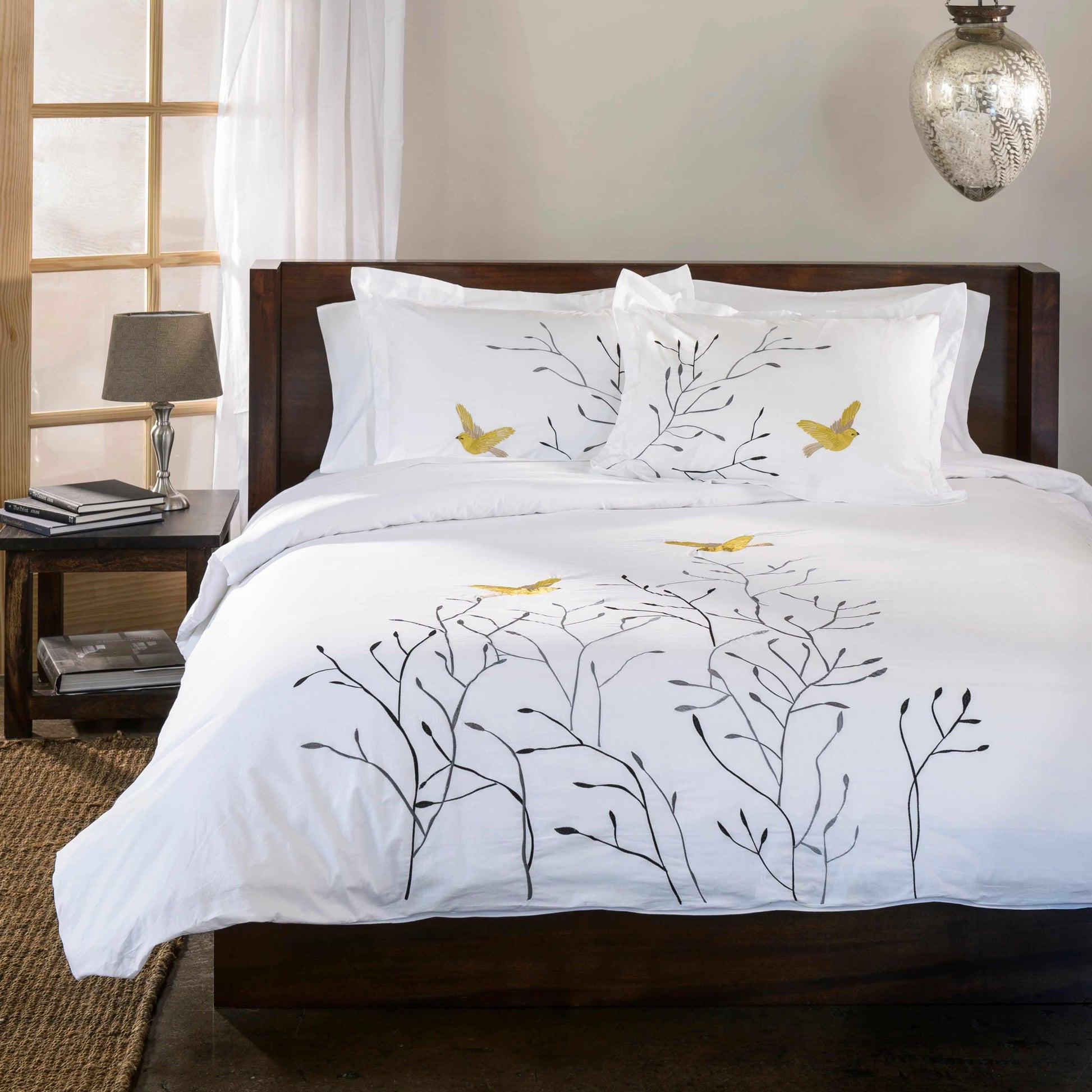 Superior Embroidered Swallow and Floral Cotton Duvet Cover Set - Gold