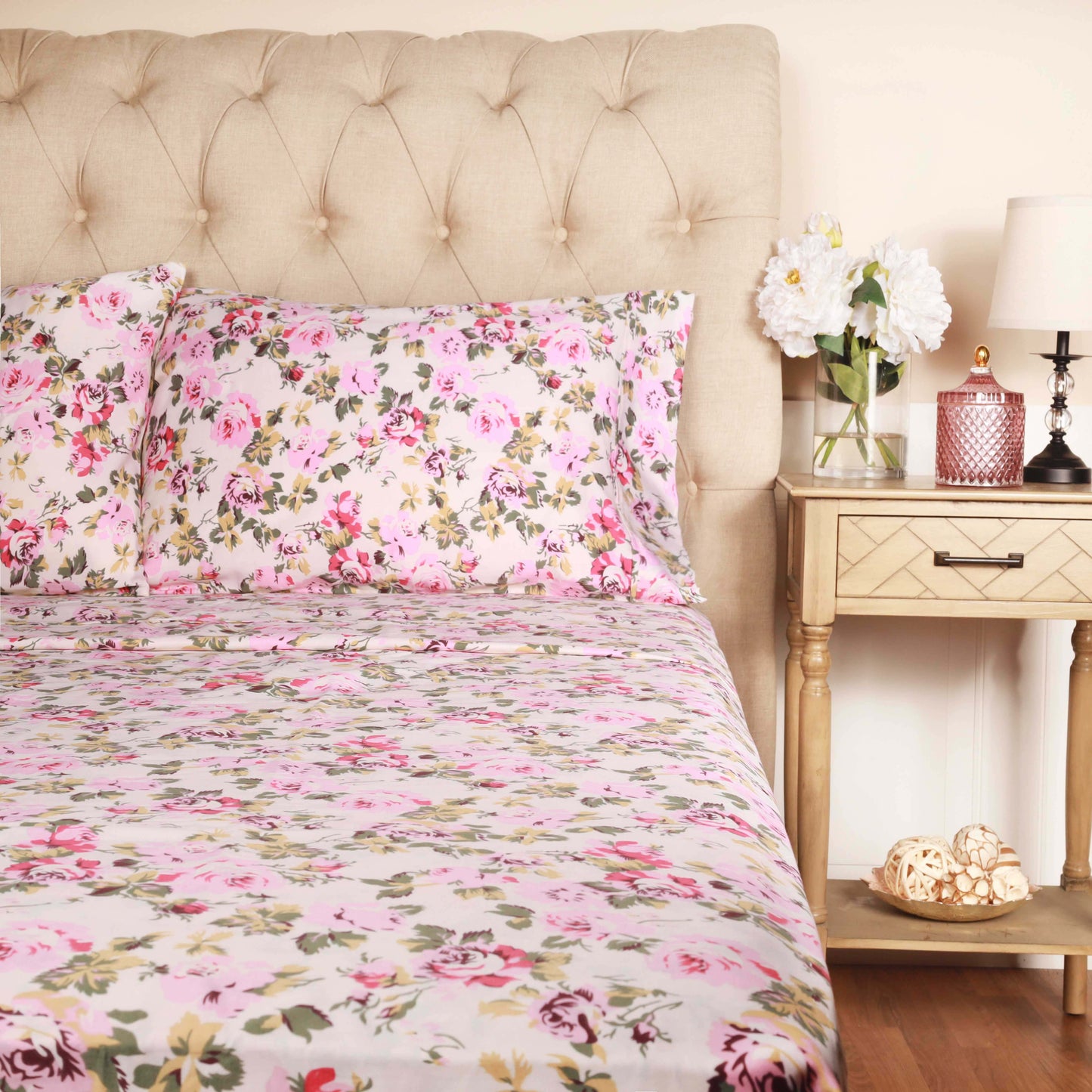 300 Thread Count Cotton Vintage Solid Or Floral Bellflower Sheet Set - Cream