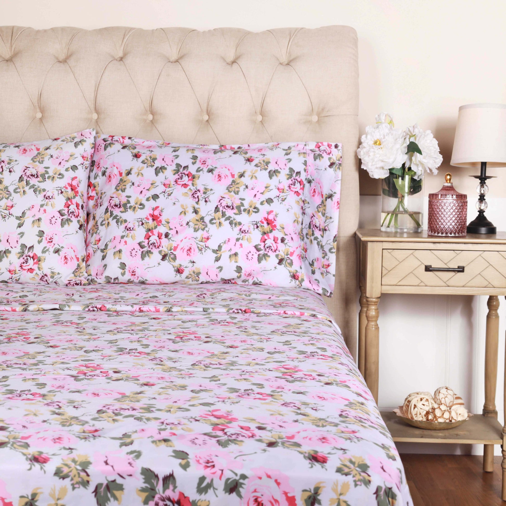 300 Thread Count Cotton Vintage Solid Or Floral Bellflower Sheet Set - White