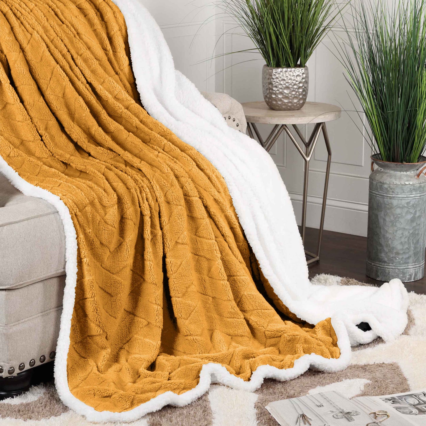 Nuuk Jacquard Lattice Fleece Plush Fluffy Sherpa Reversible Blanket - Gold