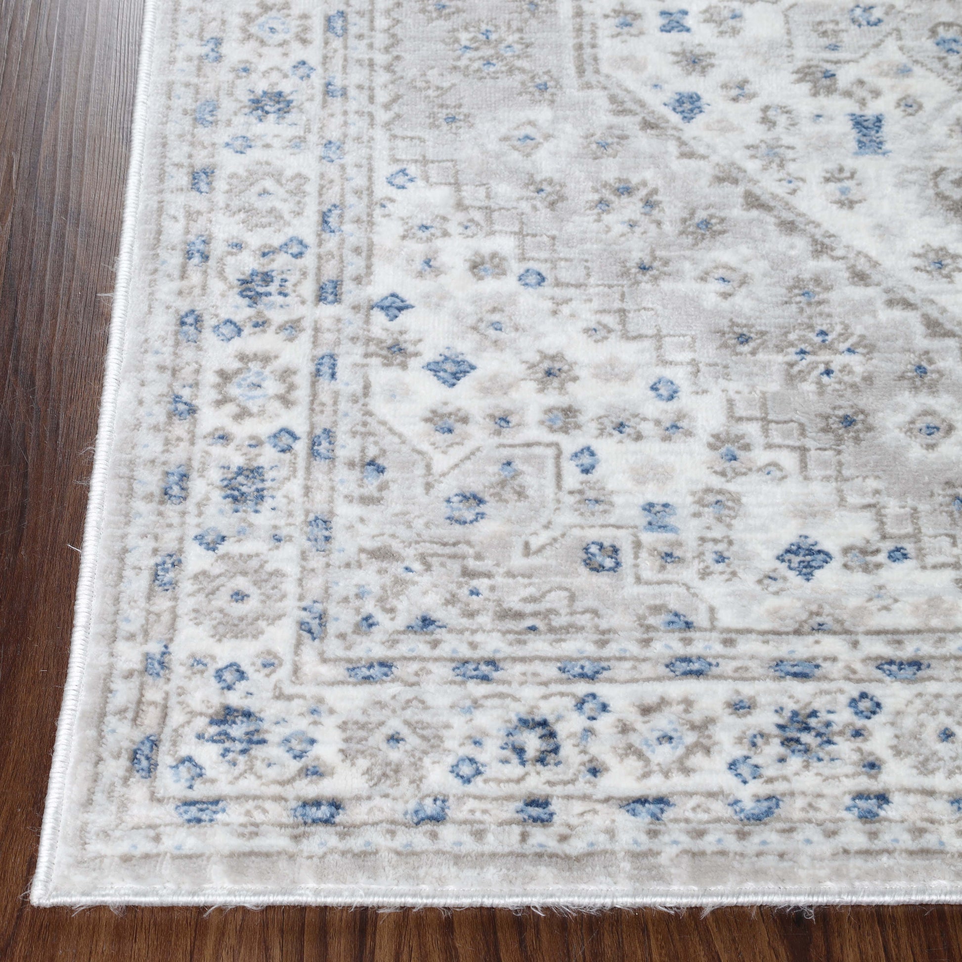 Layland Classic Vintage Medallion Indoor Area Rug or Runner - Gray