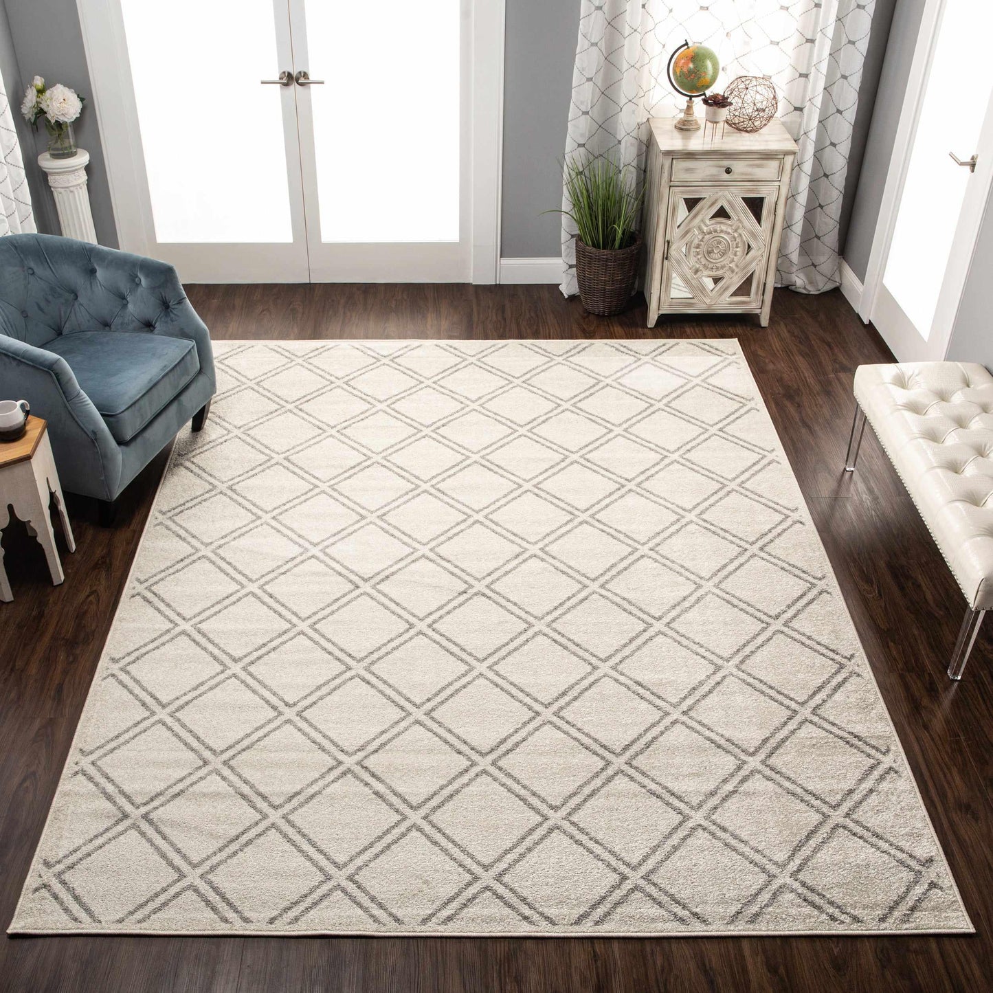 Hanleigh Modern Geometric Diamond Lattice Indoor Area Rug - Ivory