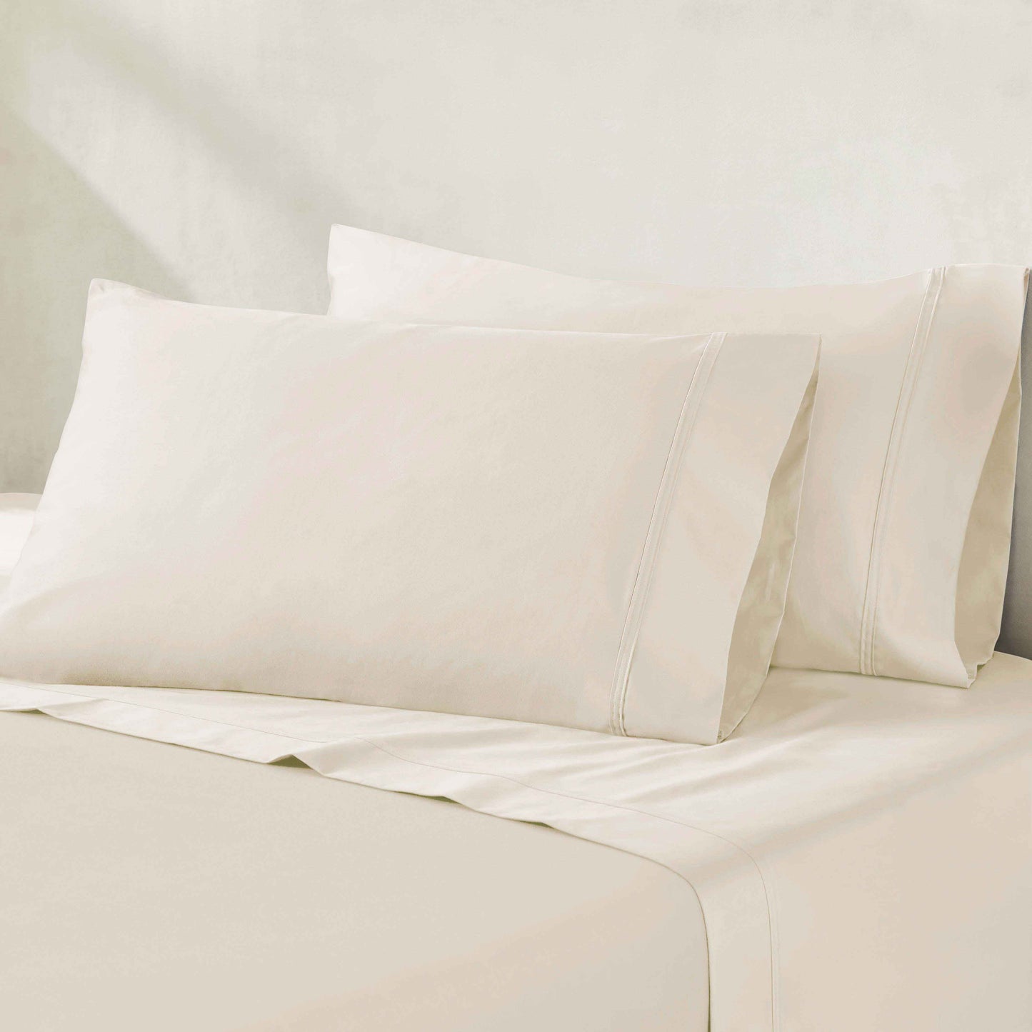 850 Thread Count Cotton Solid Luxury Pillowcases, Set of 2