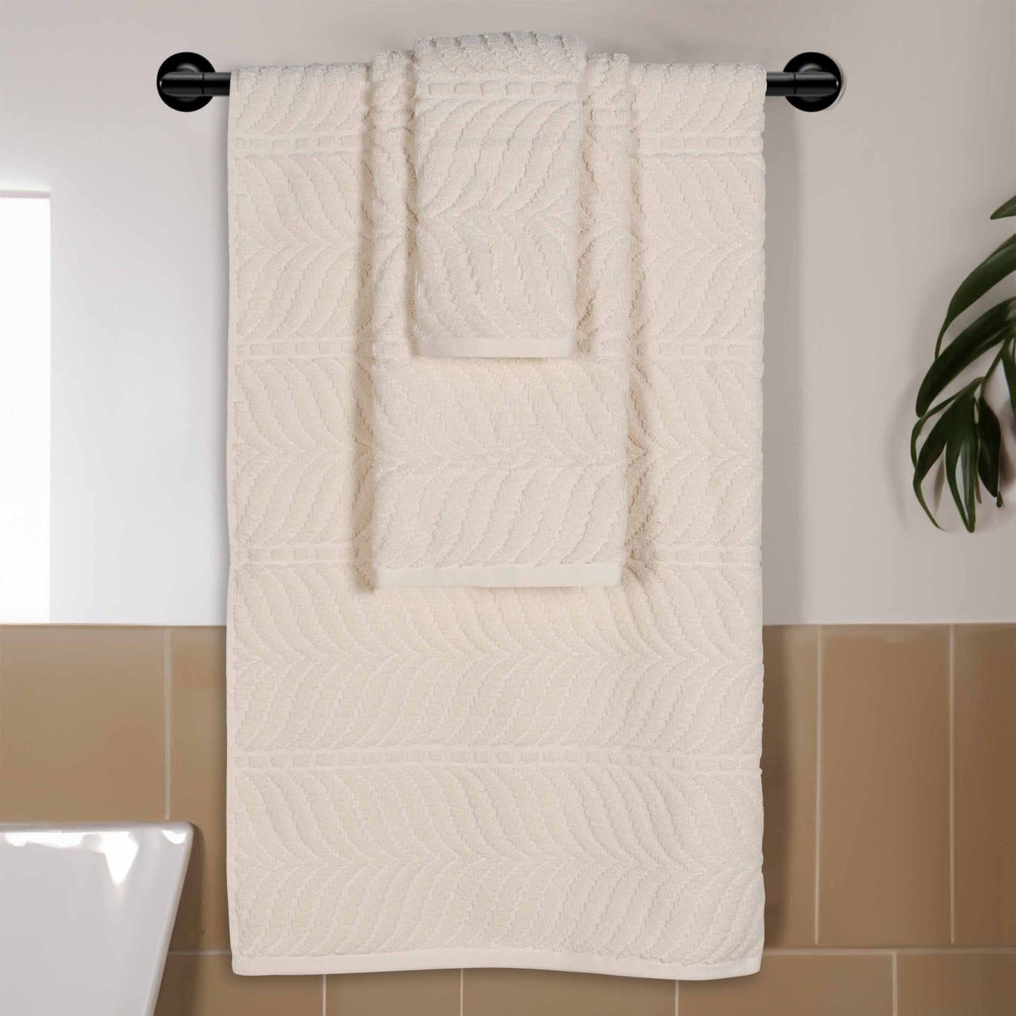 Chevron Zero Twist Jaquard Cotton 3 Piece Bathroom Towel Set - Ivory