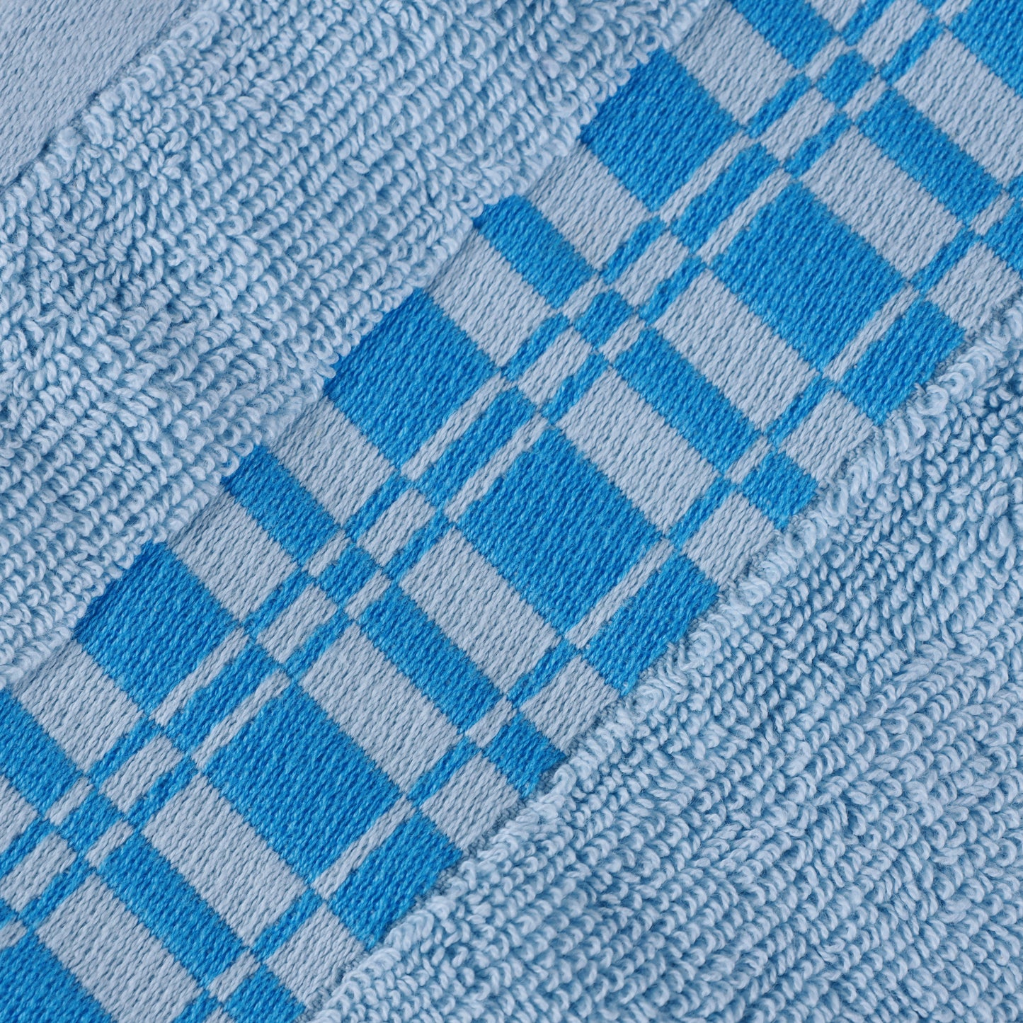 Larissa Cotton Geometric Border Bath Towel Set of 4 - LightBlue