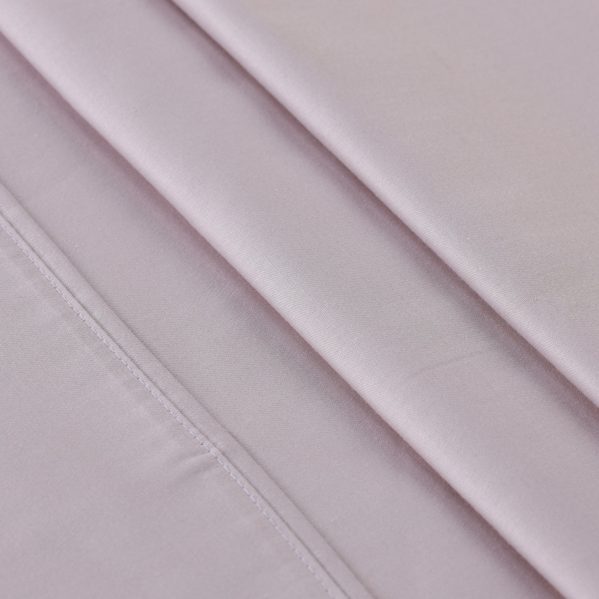 Egyptian Cotton 300 Thread Count Solid Deep Pocket Sheet Set - Lilac