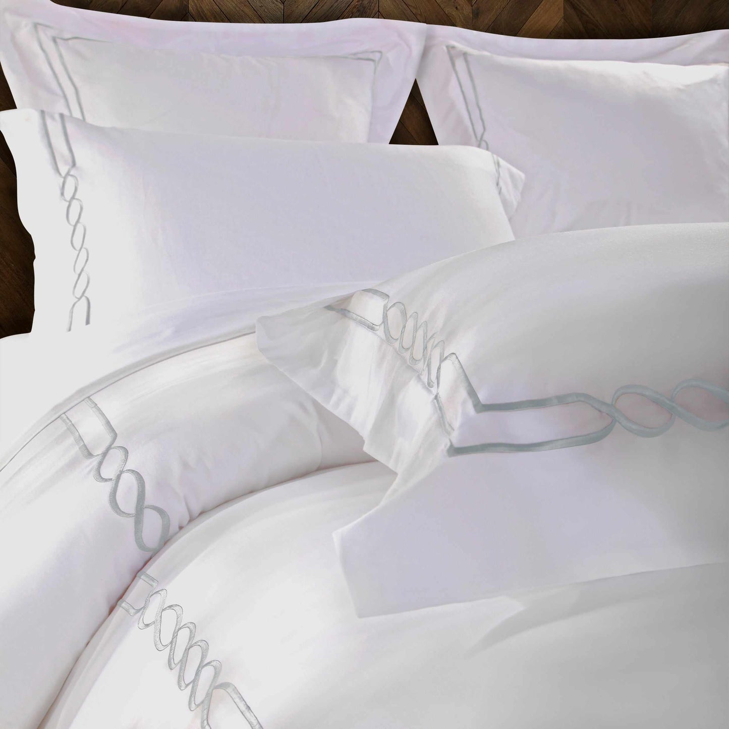 Superior Lorenz Embroidered Cotton Duvet Cover Set - White