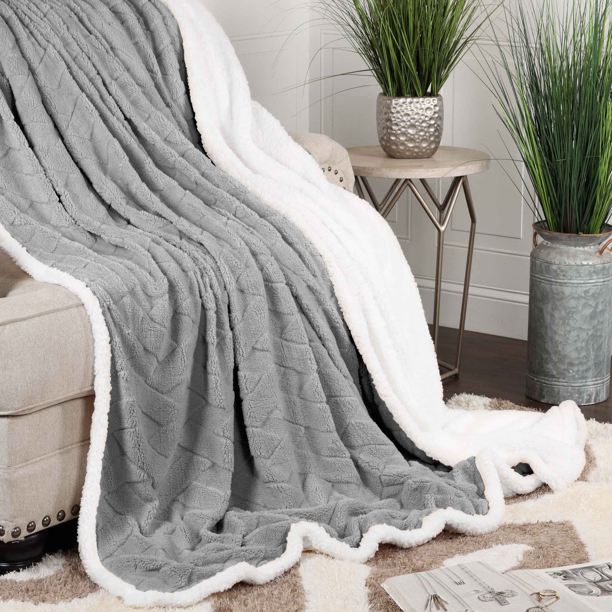 Nuuk Jacquard Lattice Fleece Plush Fluffy Sherpa Reversible Blanket - Platinum